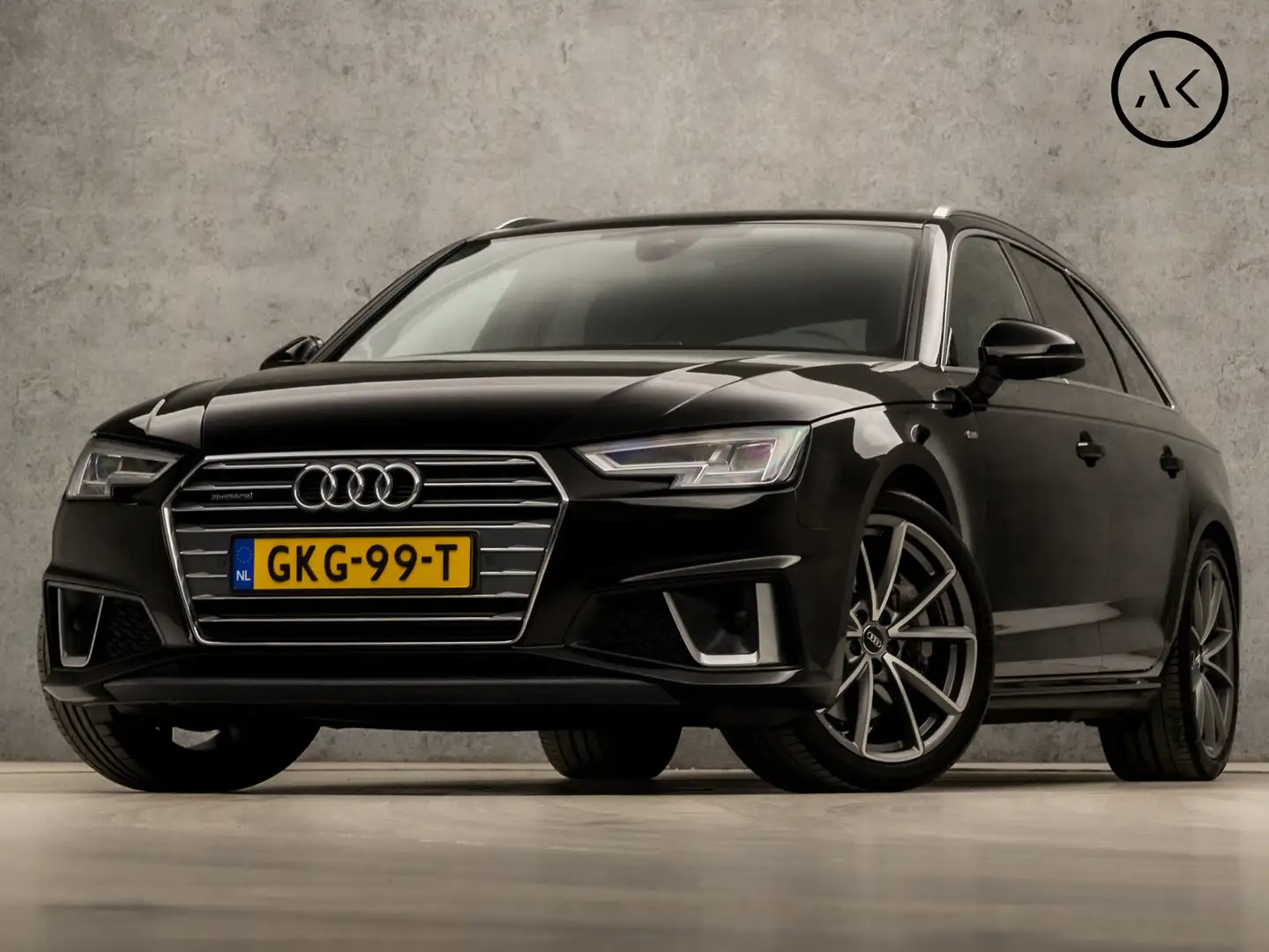 Audi A4 Avant 45 TFSI quattro Sport S line 245Pk Automaat Zwart - 1