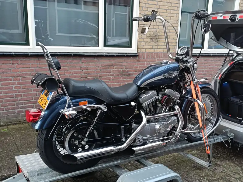 Harley-Davidson Sportster 883