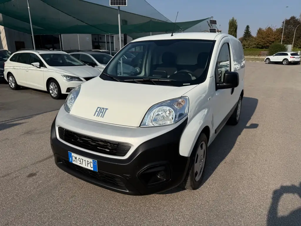 Fiat Fiorino 2023 из Европы — купить под ключ
