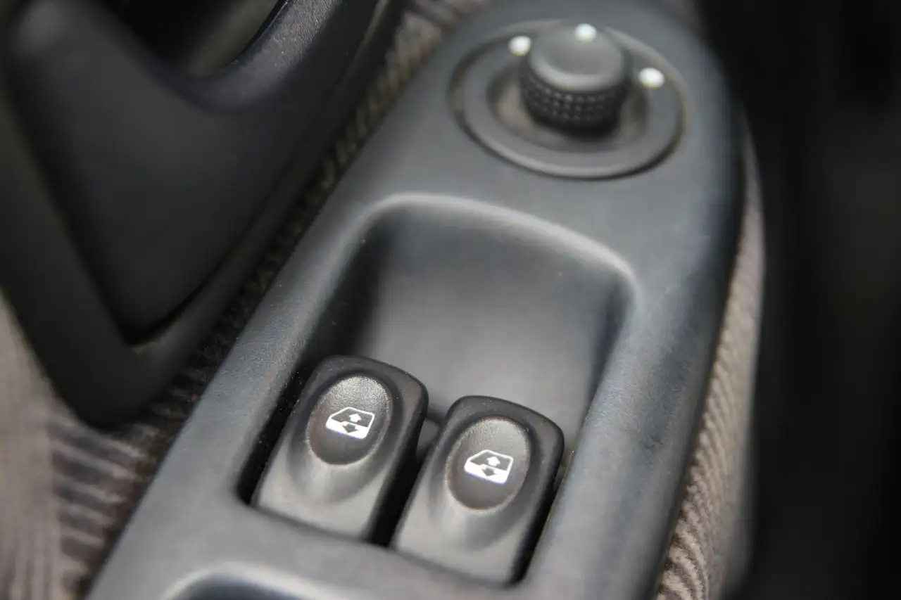 Renault Clio 1.6-16V RXE | NL-auto | 5 deuren | Airco | Elek. r, foto 10