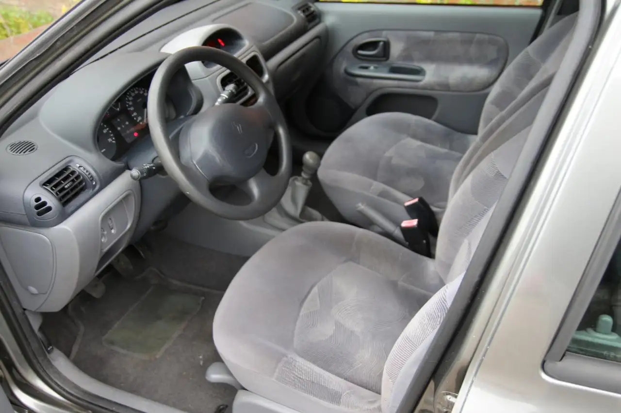 Renault Clio 1.6-16V RXE | NL-auto | 5 deuren | Airco | Elek. r, foto 3