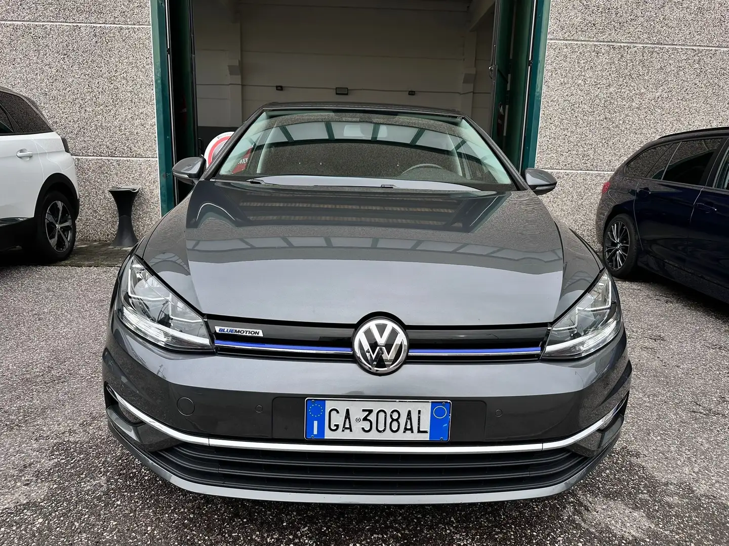 Volkswagen Golf Golf 5p 1.5 tgi Business 130cv dsg Gris - 2