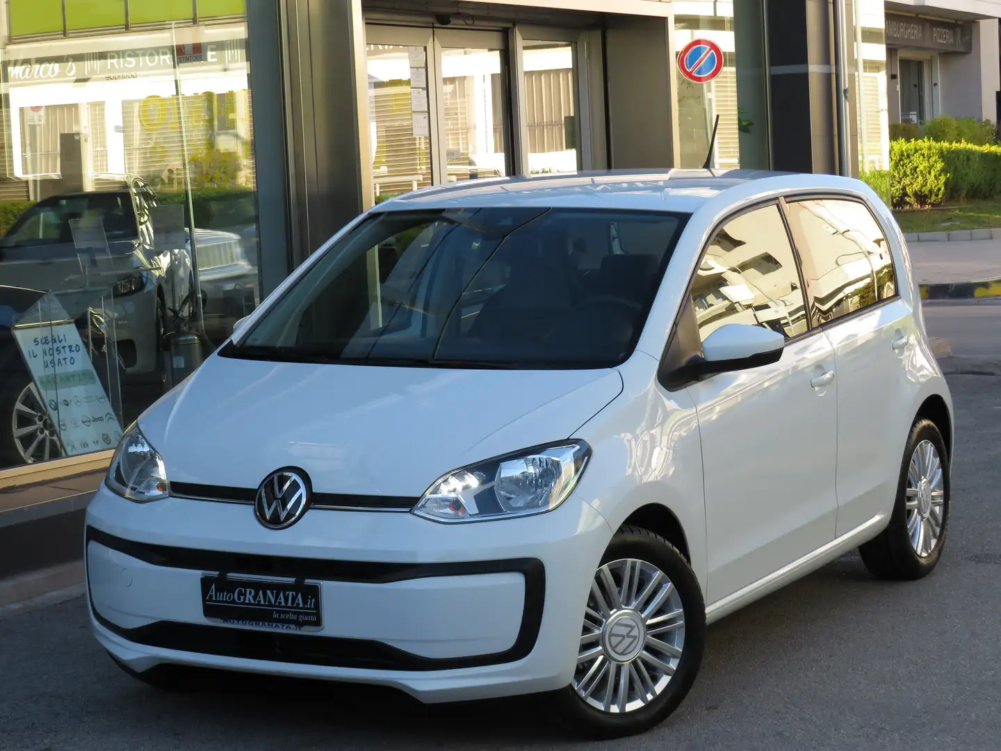 Volkswagen up! 1.0 5p. move up! BlueMotion Tech./Retroc. Bianco - 1
