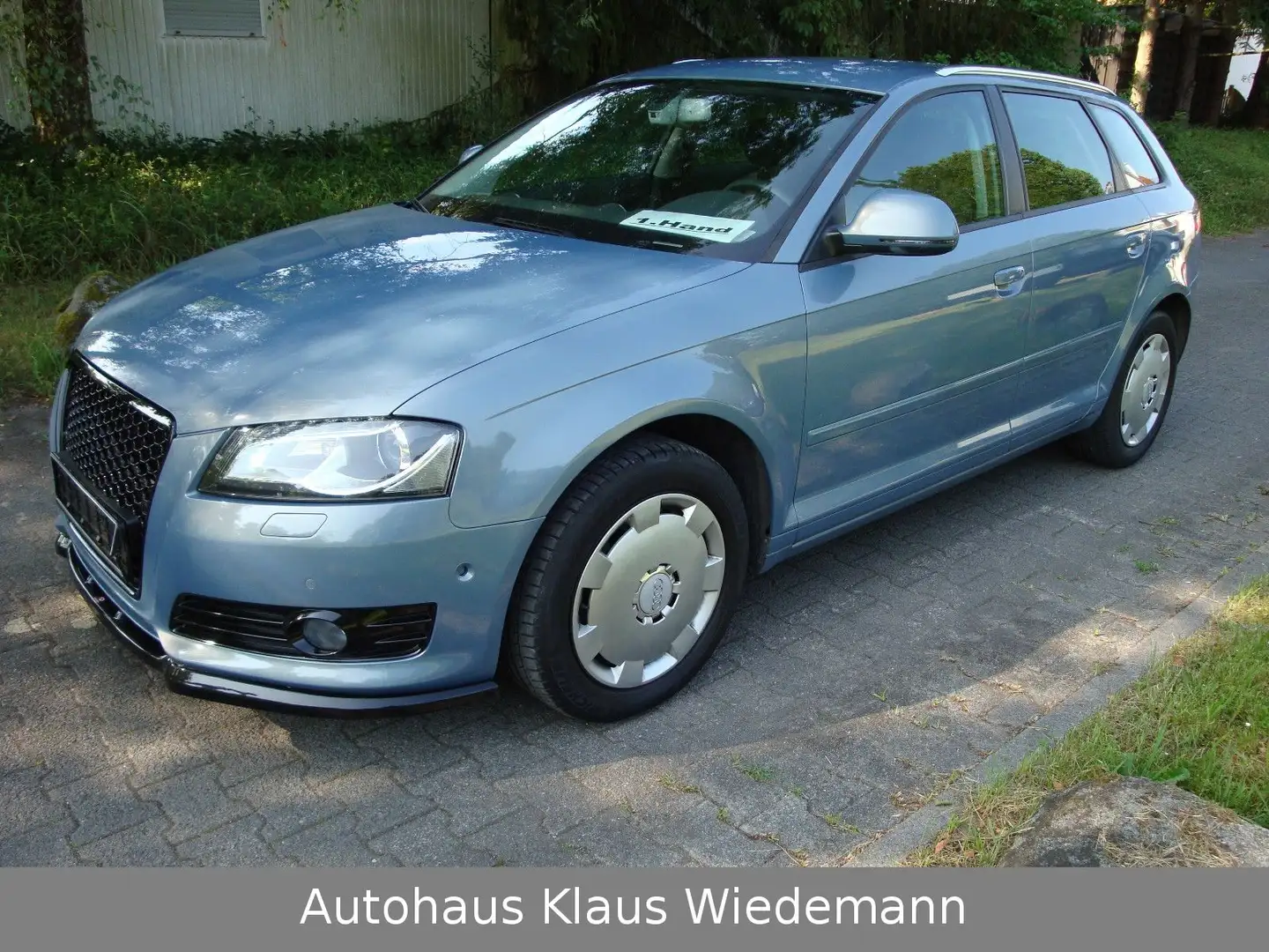 Audi A3 1.4 TFSI Sportback Attr. - 1.Hd./orig. 58 TKM Modrá - 1