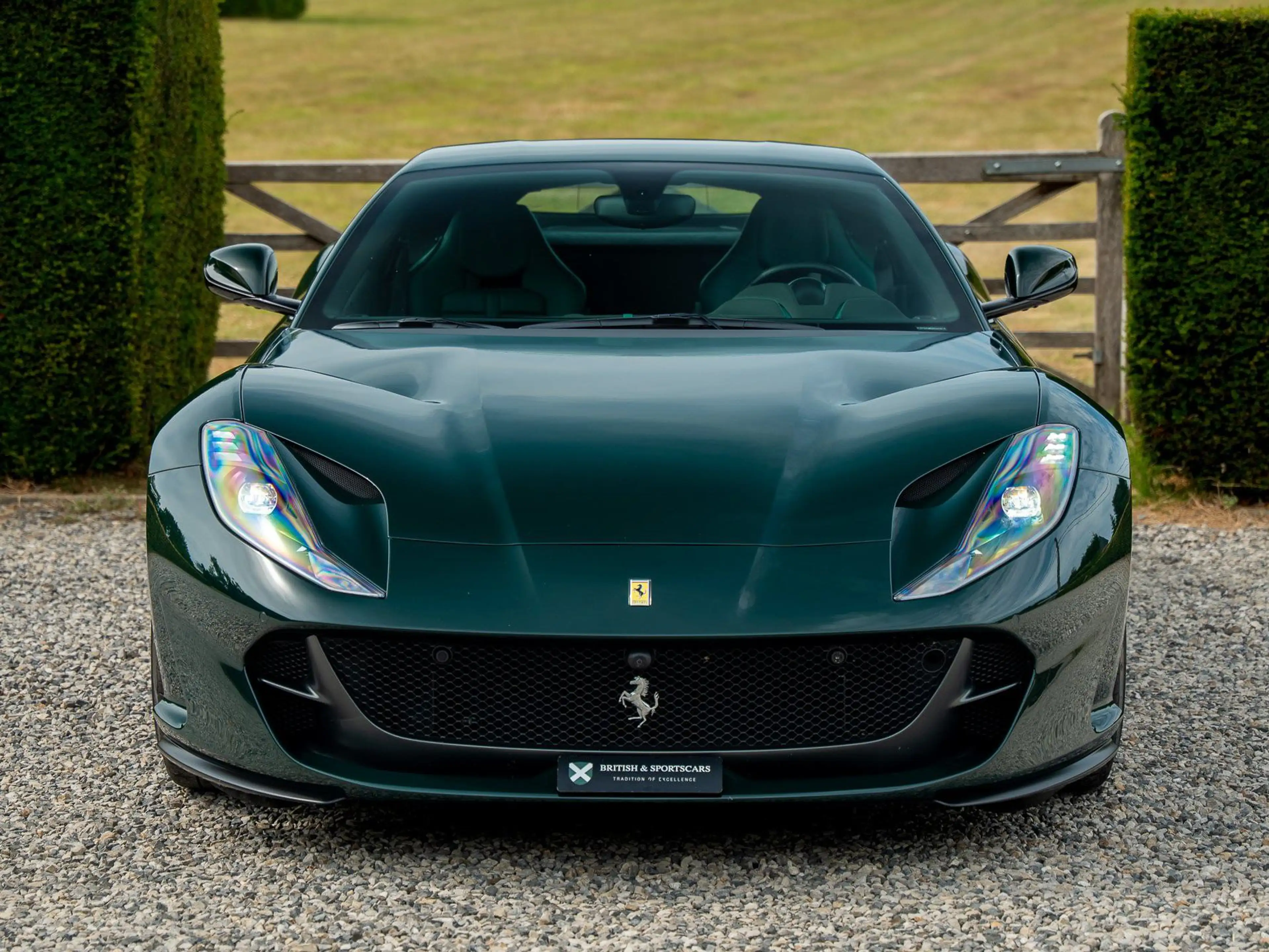 Ferrari 812 812 Superfast / Racing British Green / VAT Incl. — photo 3