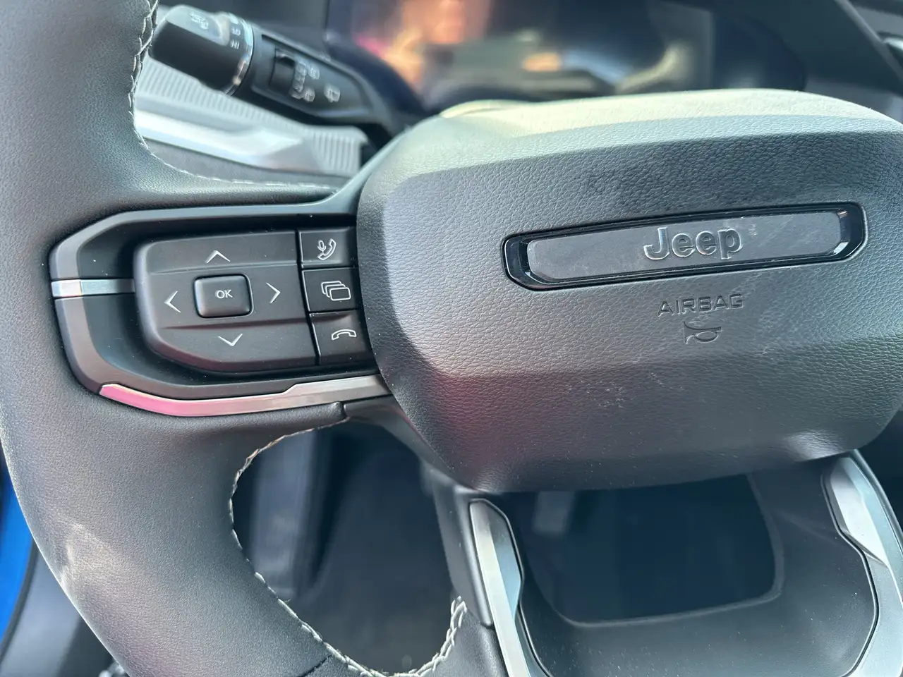 Jeep Cherokee снимка Jeep Cherokee