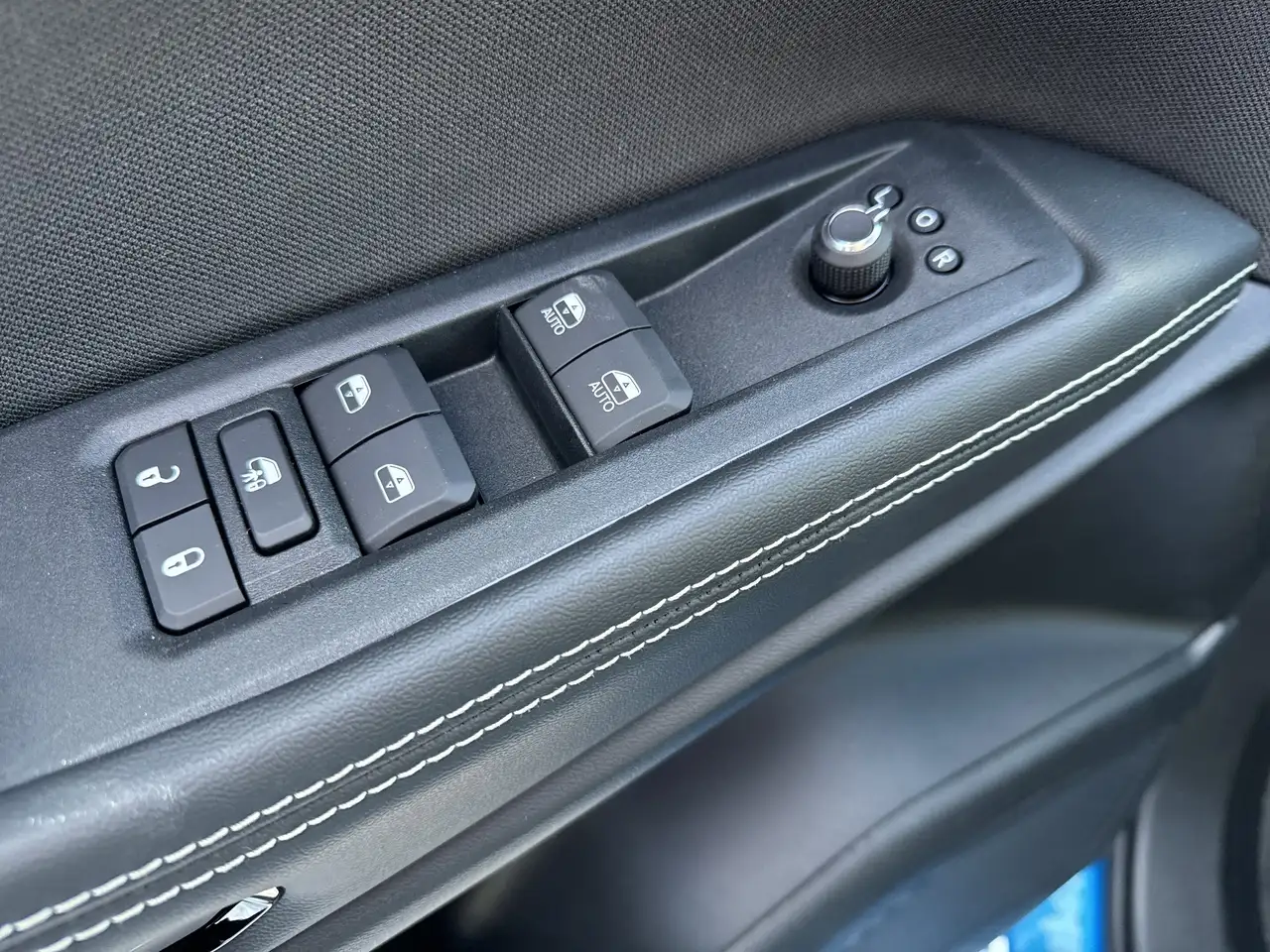 Jeep Cherokee снимка Jeep Cherokee