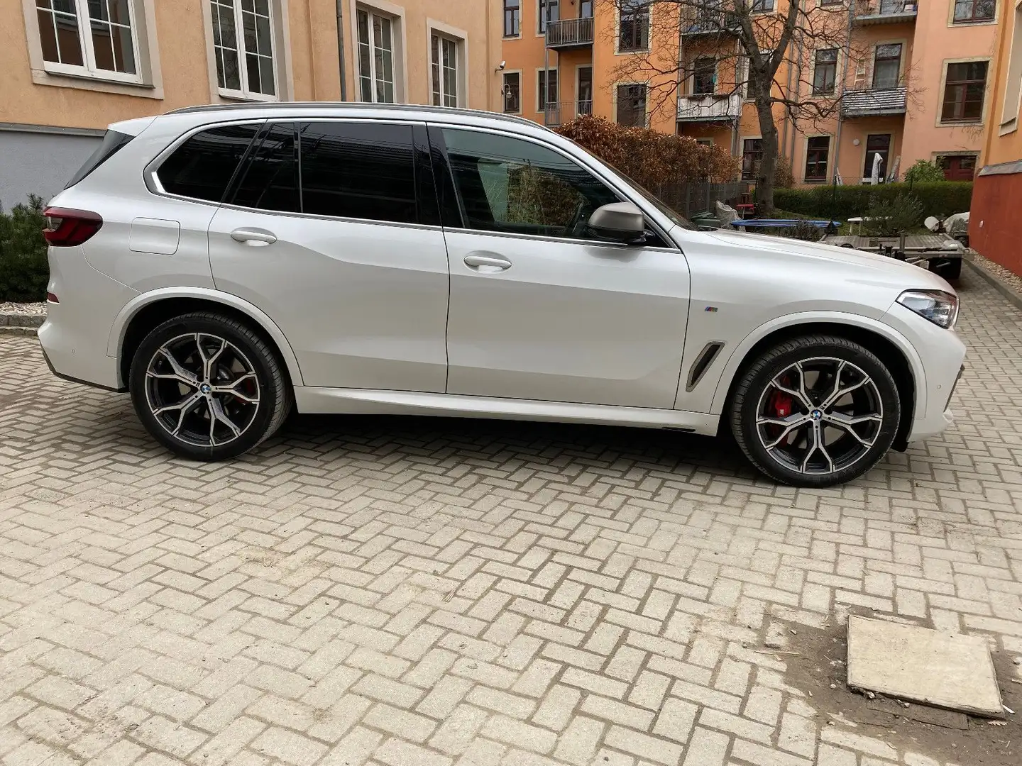 BMW X5 M i Driving/SoftClose/harman kardon Sound Weiß - 2