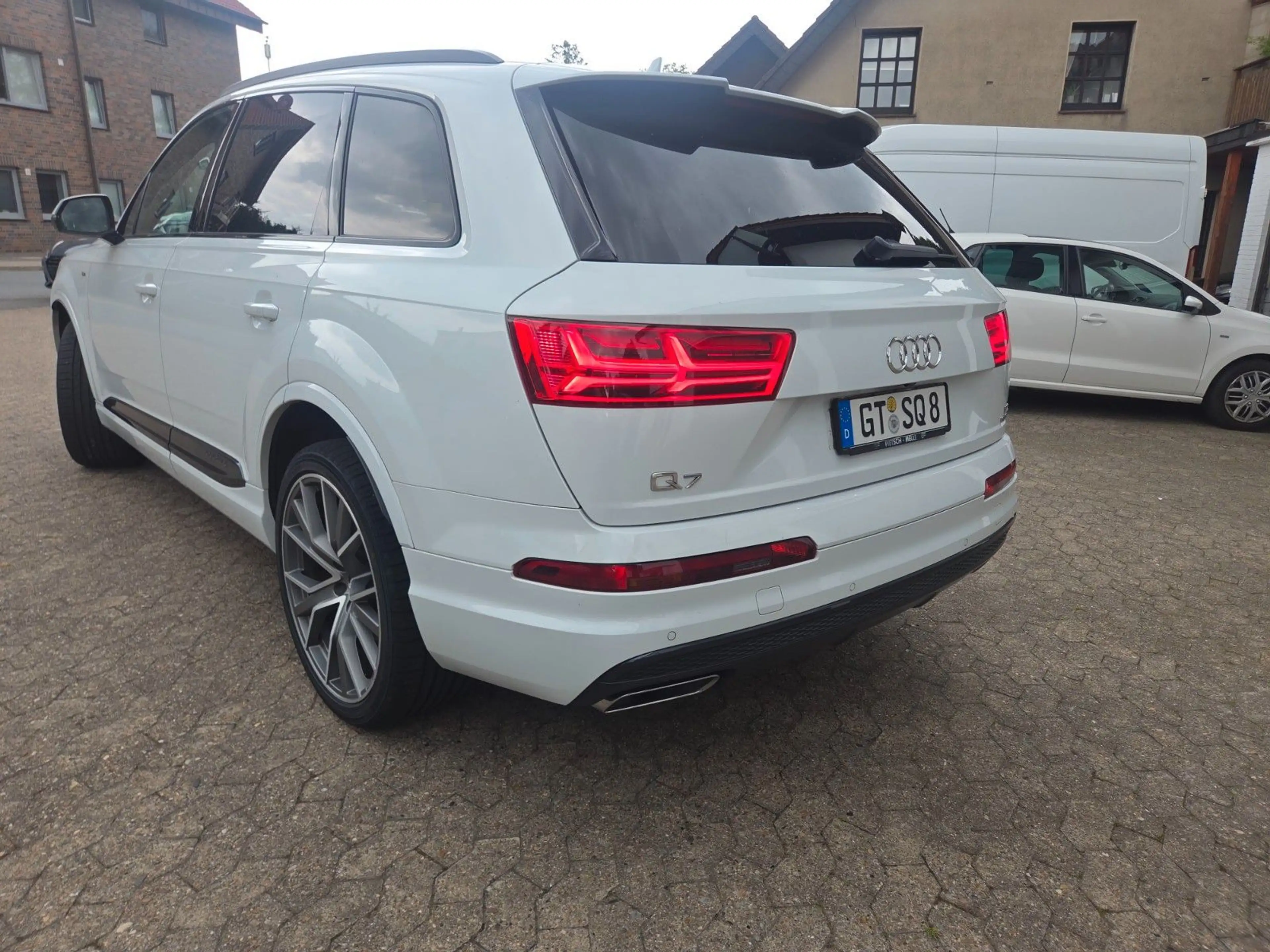 Audi Q7 3.0 TDI quattro 3x S line/22Zoll/Pano/7 Sitze — photo 7