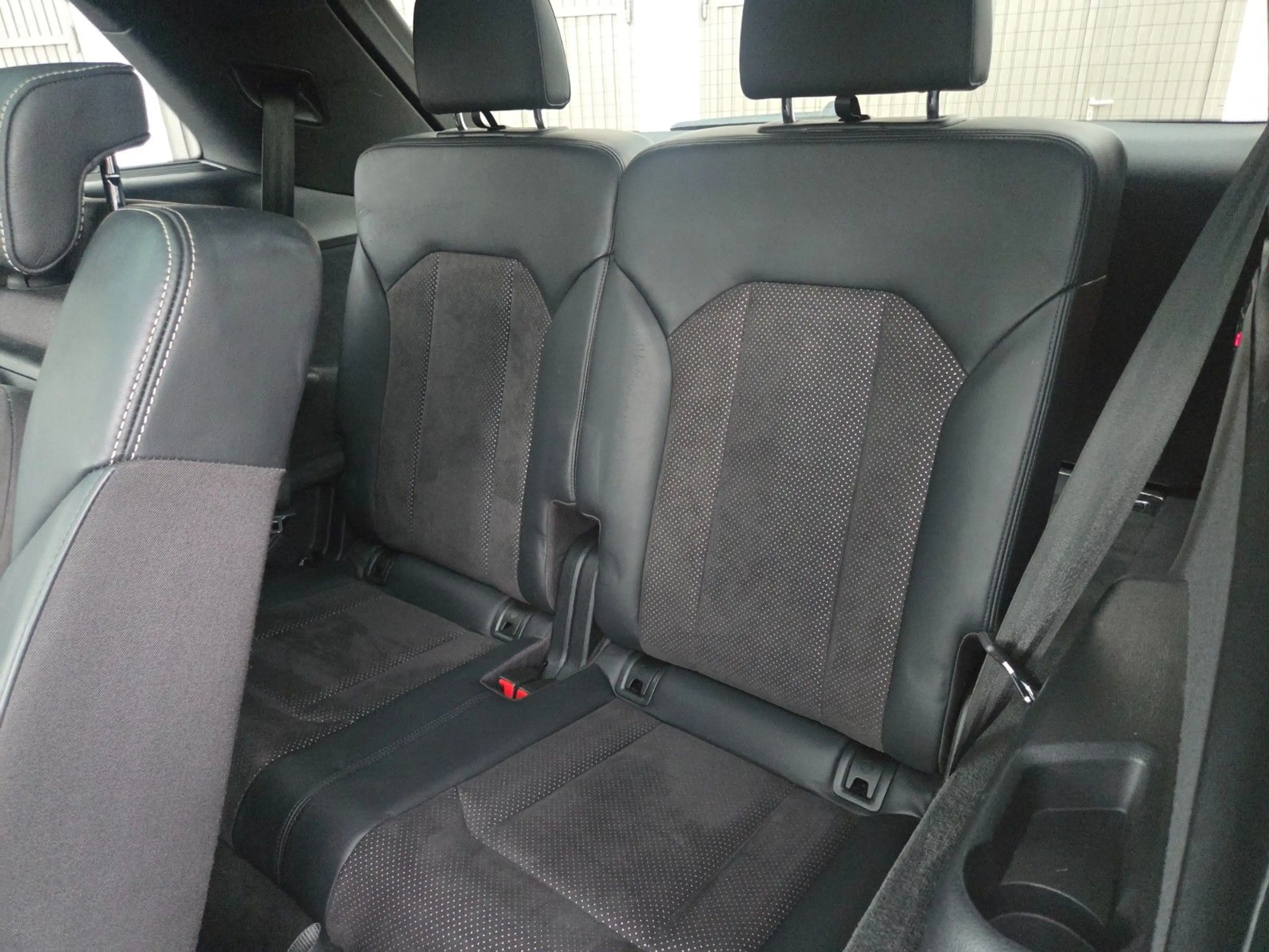 Audi Q7 3.0 TDI quattro 3x S line/22Zoll/Pano/7 Sitze — photo 18