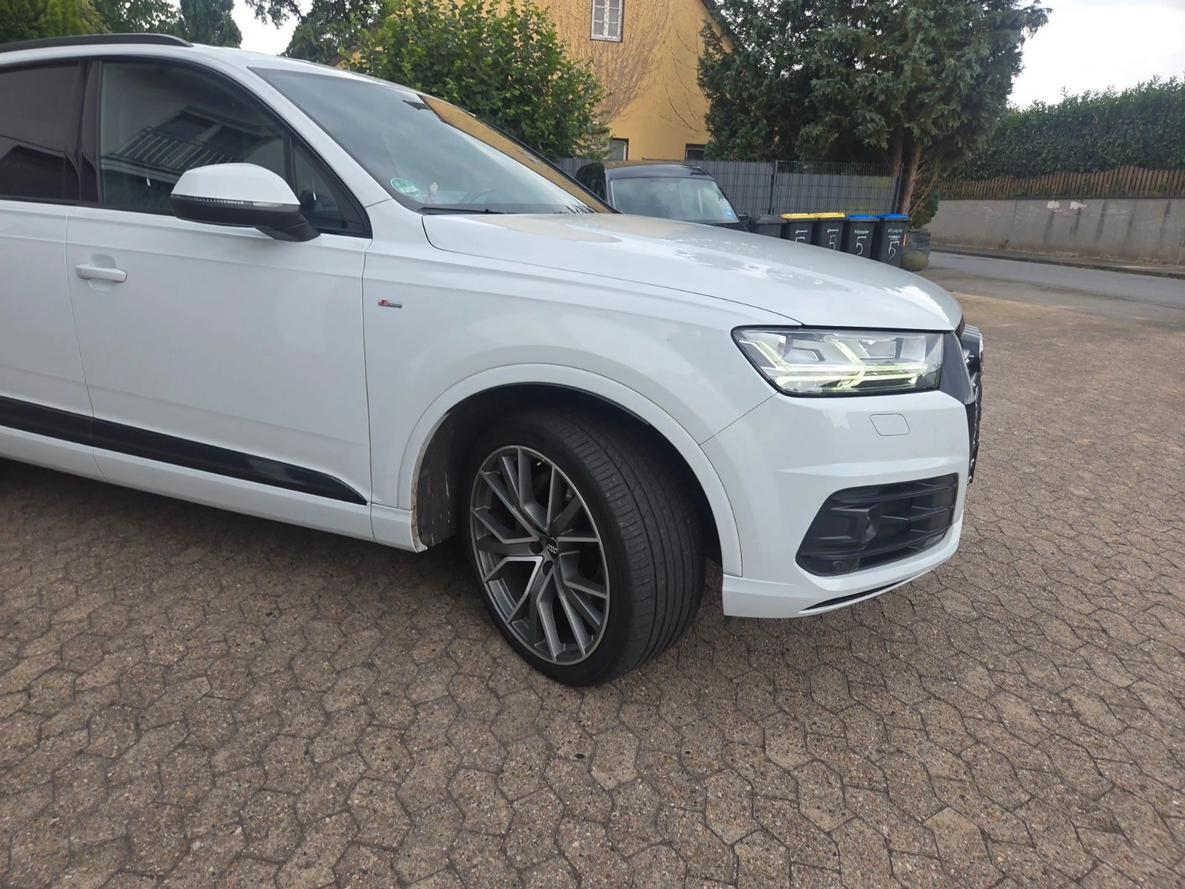 Audi Q7 3.0 TDI quattro 3x S line/22Zoll/Pano/7 Sitze — photo 13