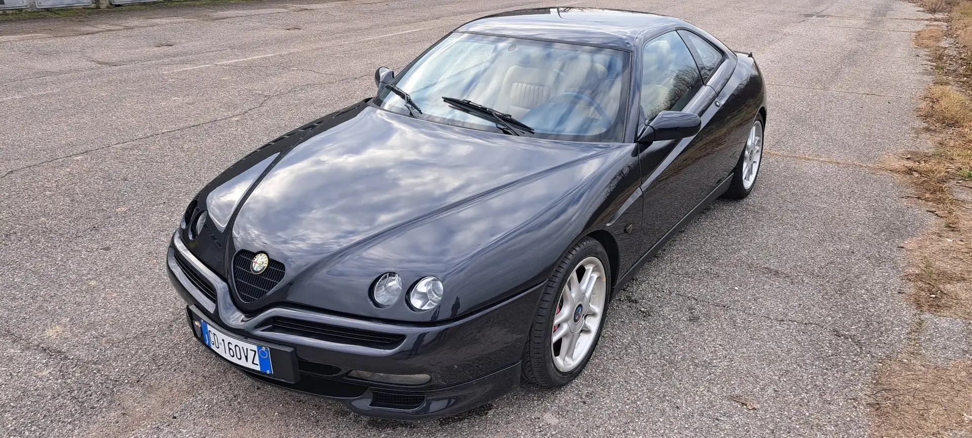 Alfa Romeo GTV 3.0 V6 24v c/pelle Momo Zwart - 1