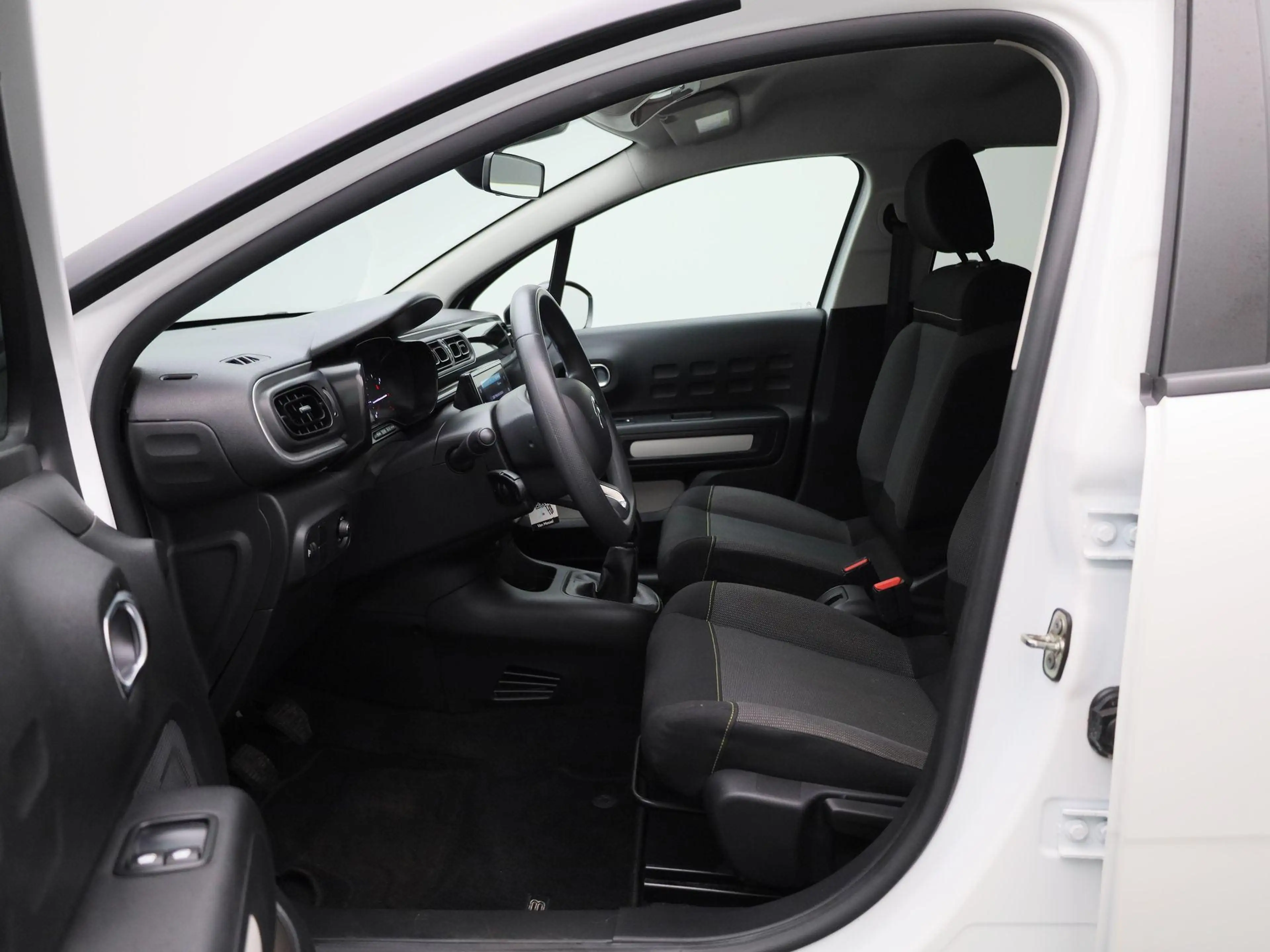 Citroen C3 1.2 PureTech Feel | APPLE CARPLAY - ANDROID AUTO | — photo 9