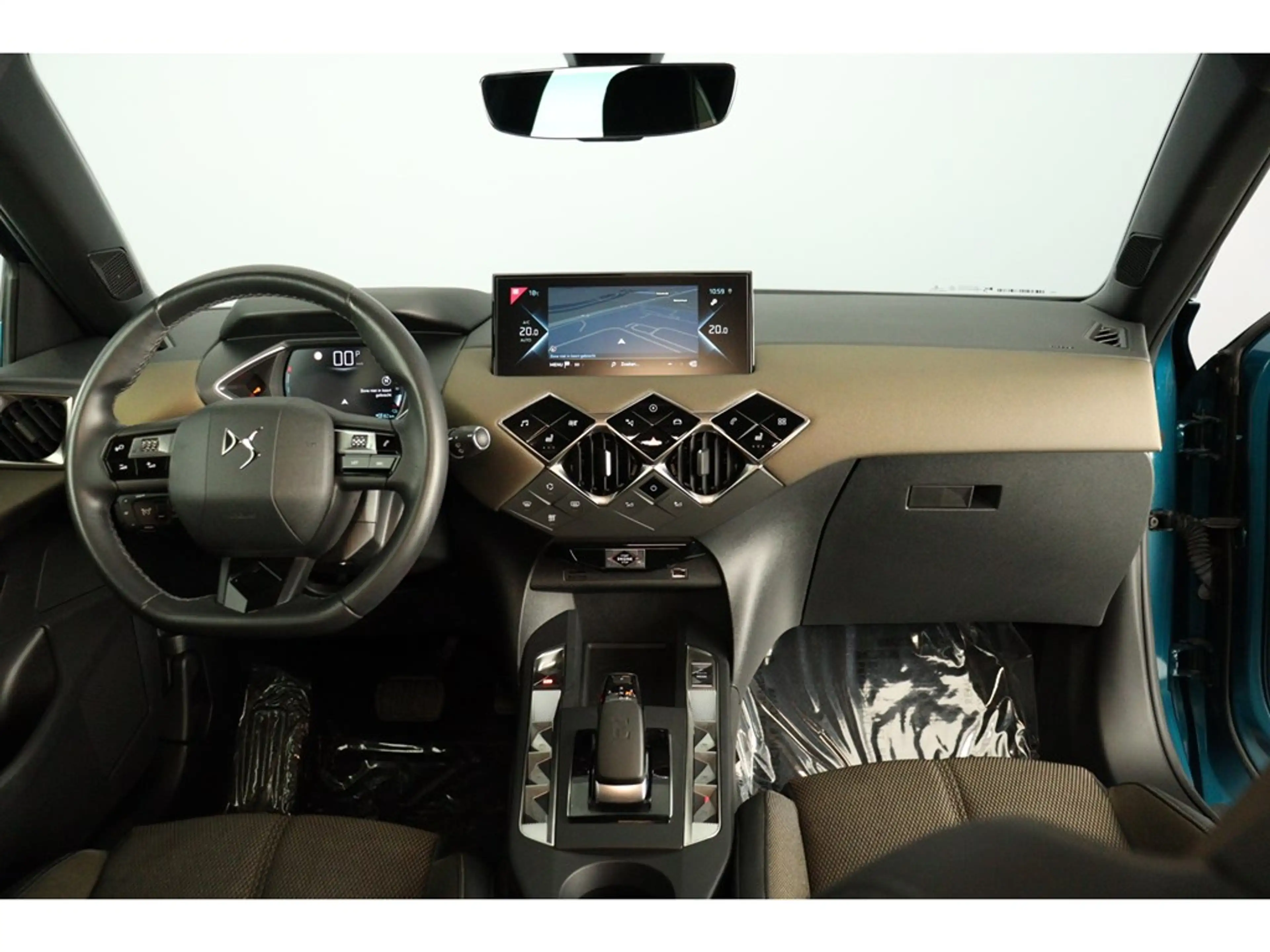 DS Automobiles DS 3 Crossback 136pk So Chic — photo 9