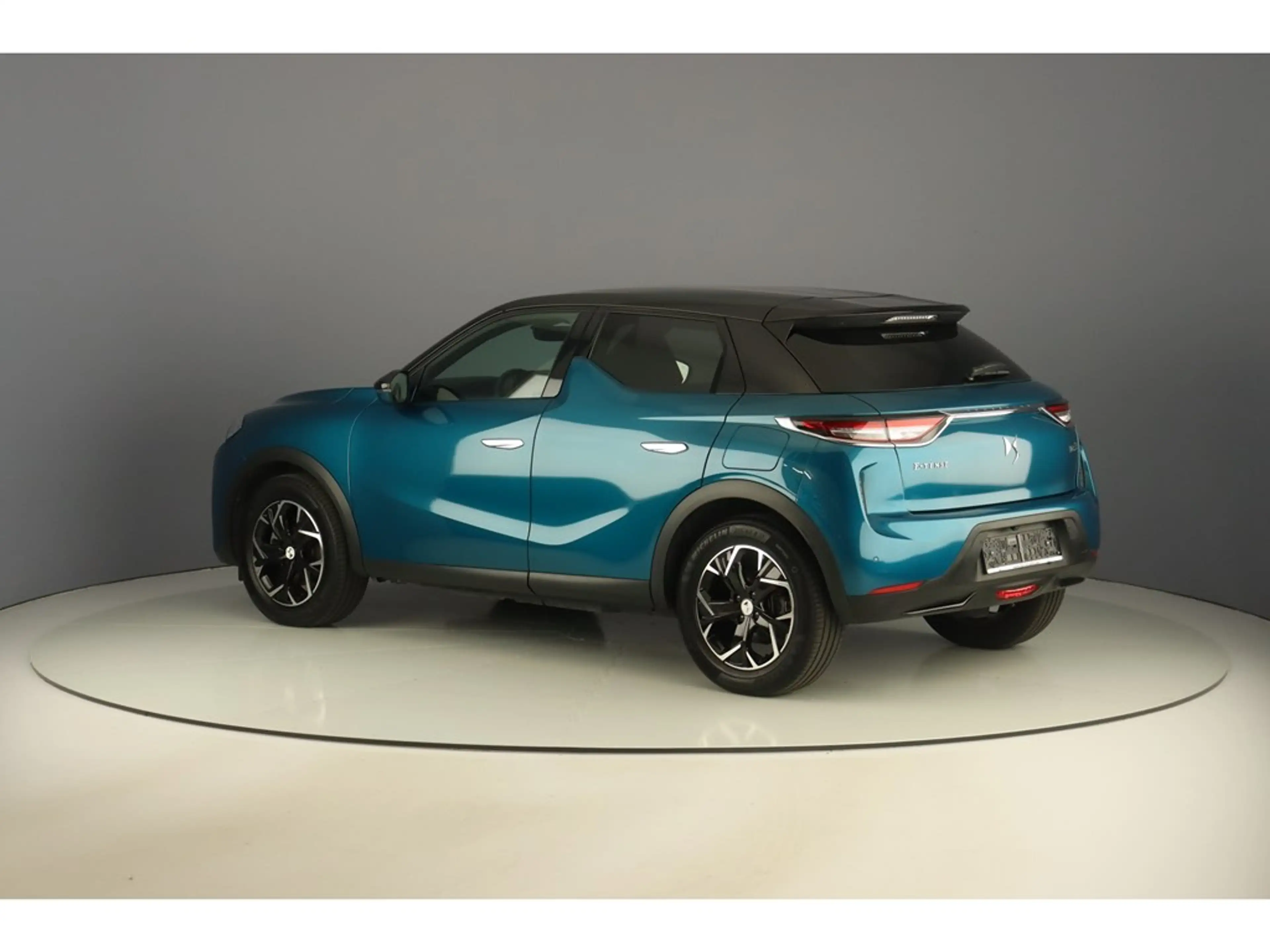 DS Automobiles DS 3 Crossback 136pk So Chic — photo 3