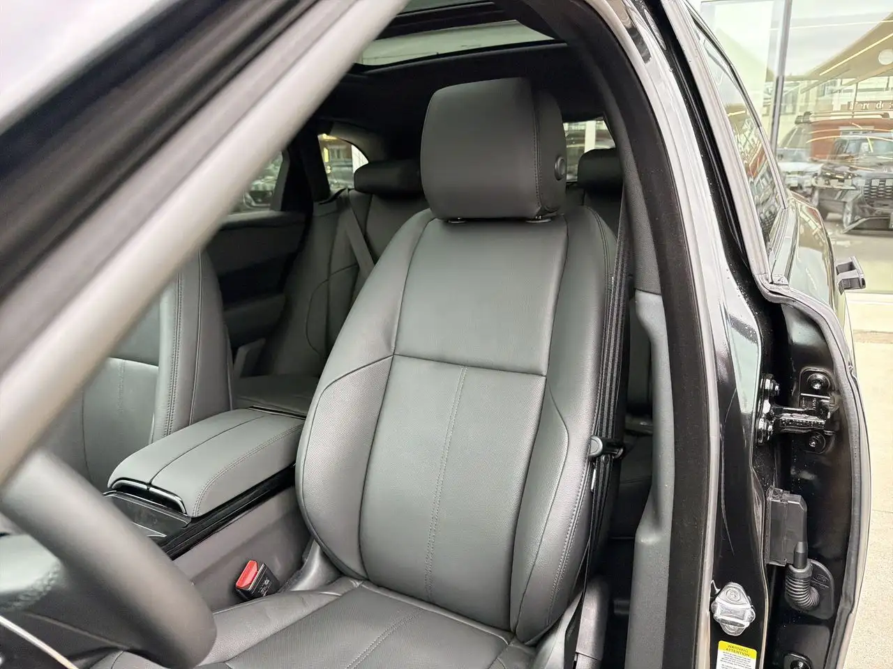 Land Rover Range Rover Velar снимка Land Rover Range Rover Velar