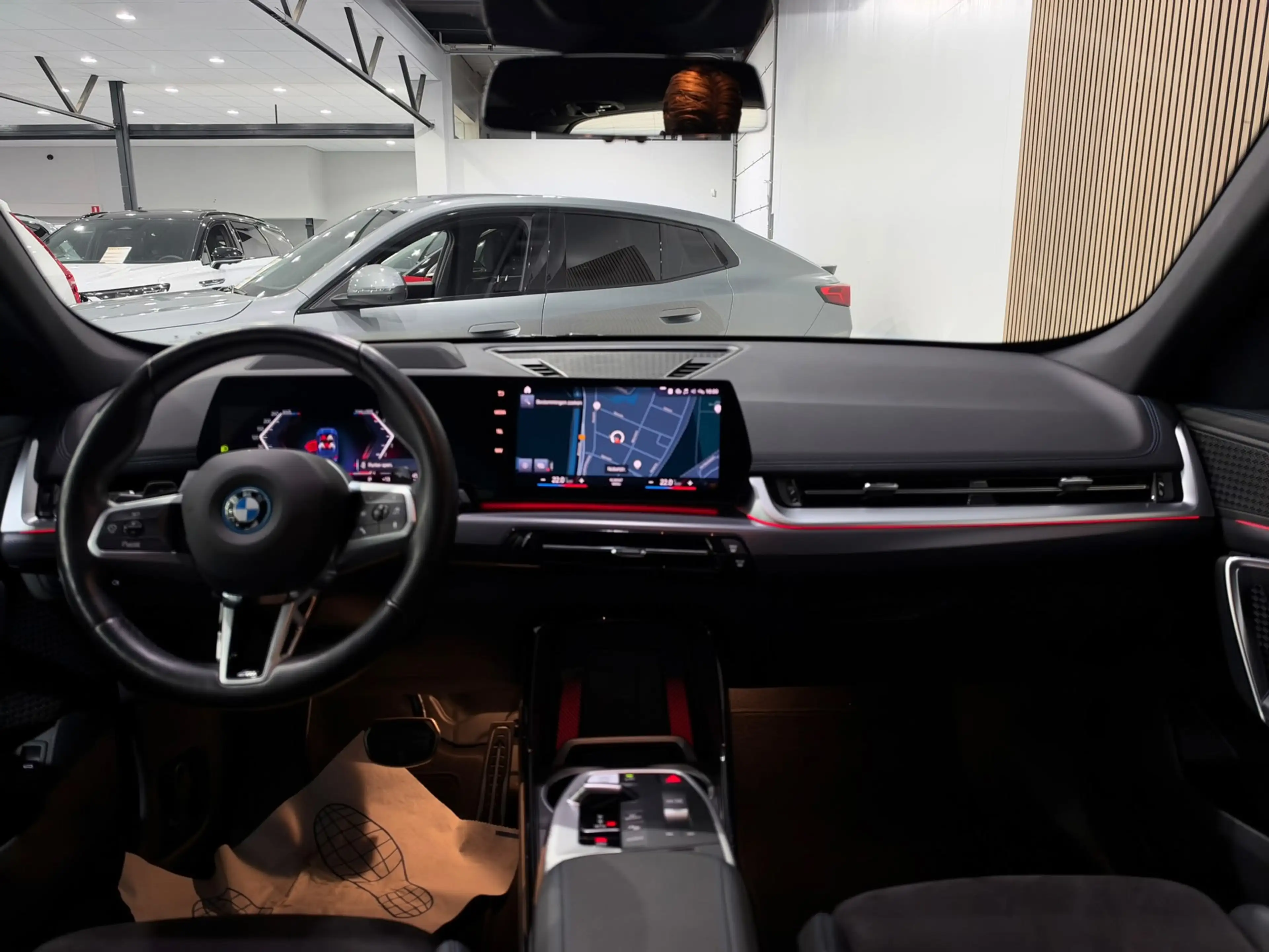BMW X1 XDrive30e M Sport 326 PK / Navigatie full map / Ca — photo 25