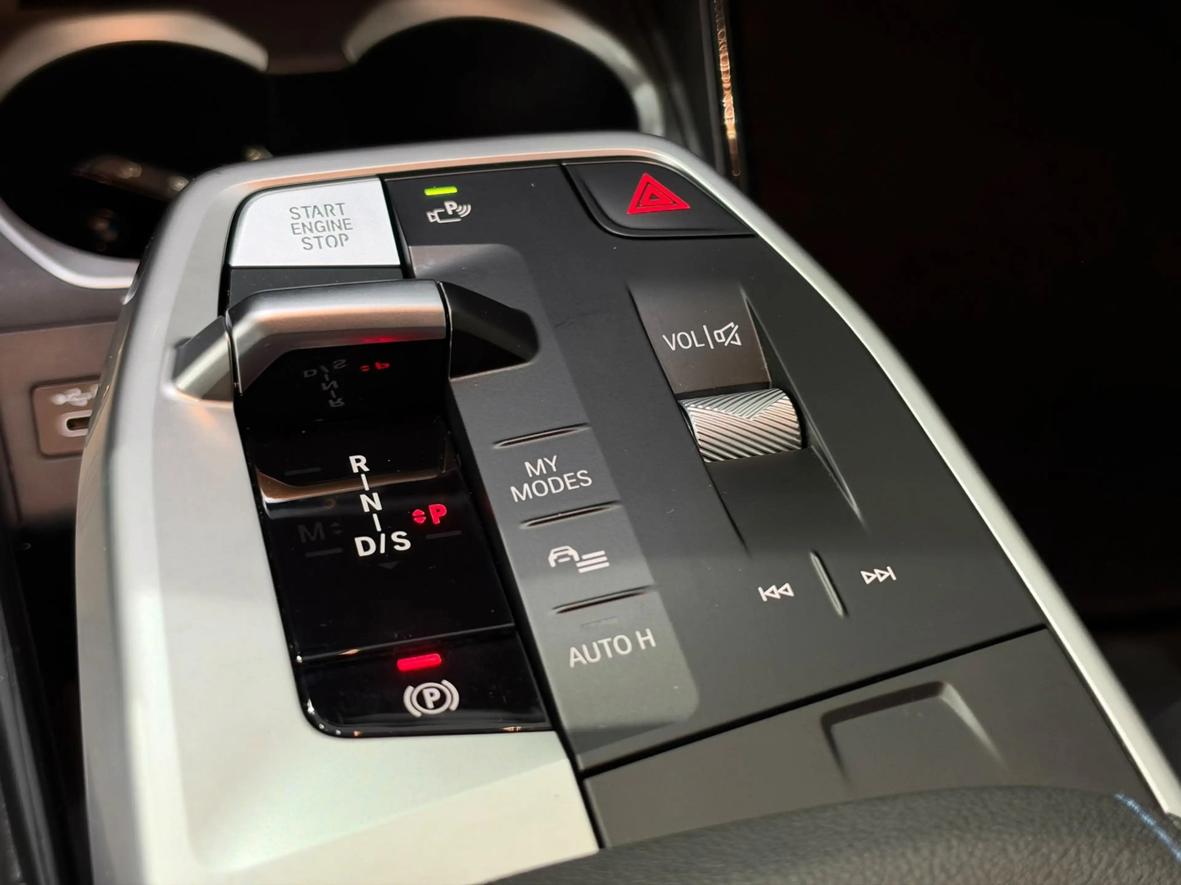 BMW X1 XDrive30e M Sport 326 PK / Navigatie full map / Ca — photo 37