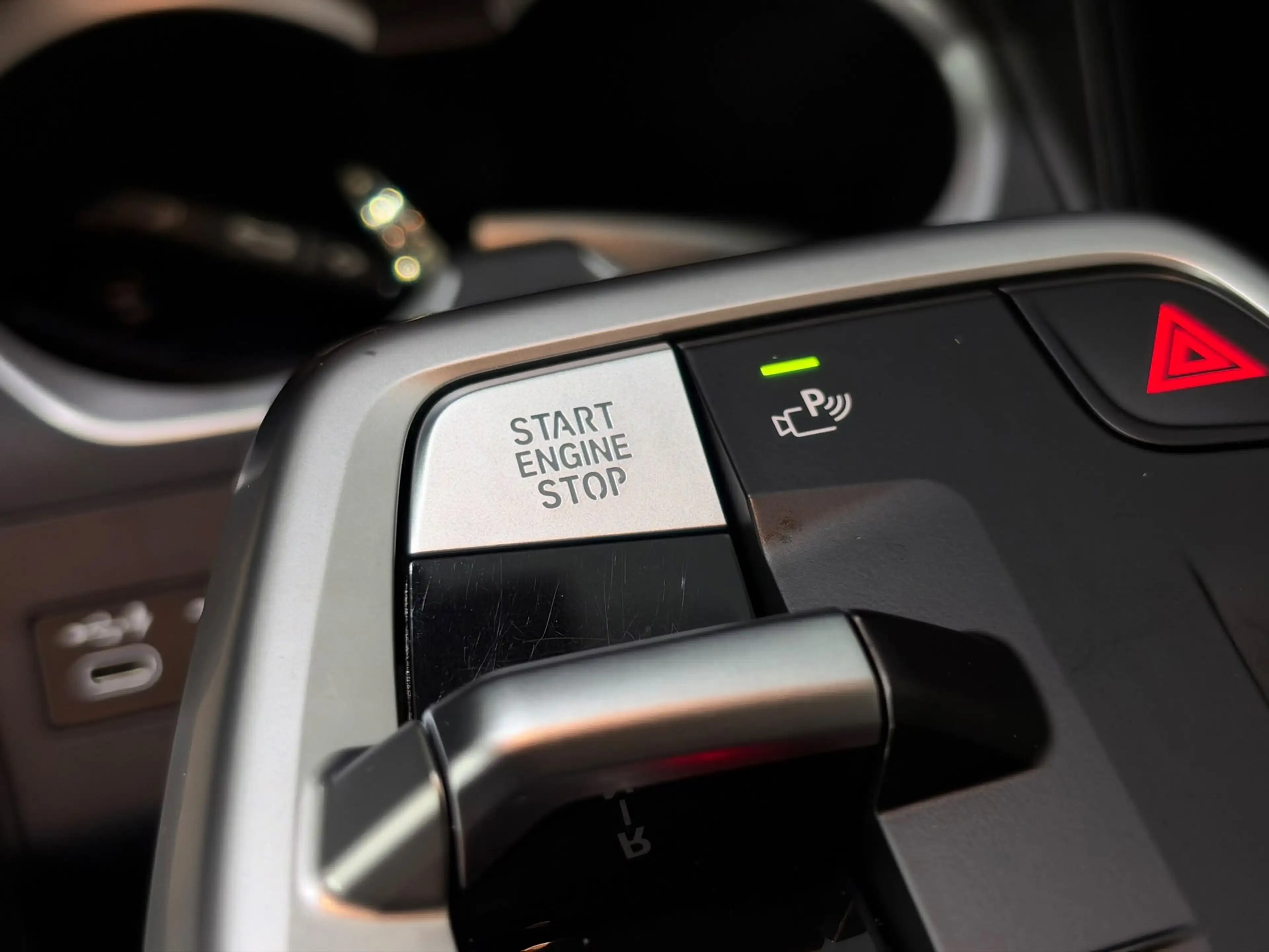 BMW X1 XDrive30e M Sport 326 PK / Navigatie full map / Ca — photo 36