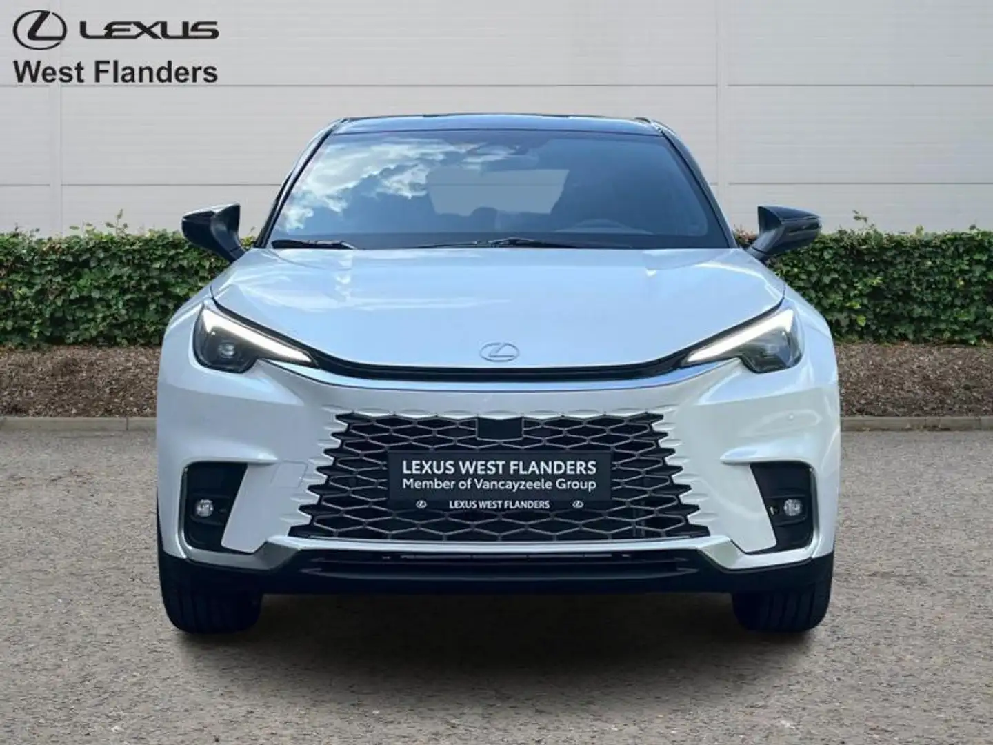 Lexus LBX Emotion+Executive pack Wit - 2