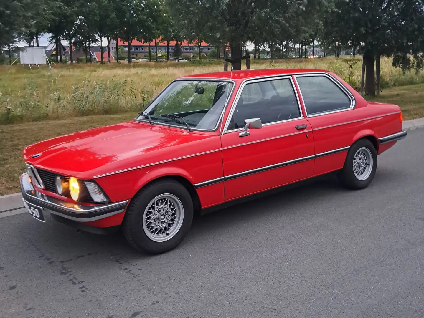 BMW 318 BMW 318 102PK NL AUTO Narancs - 1