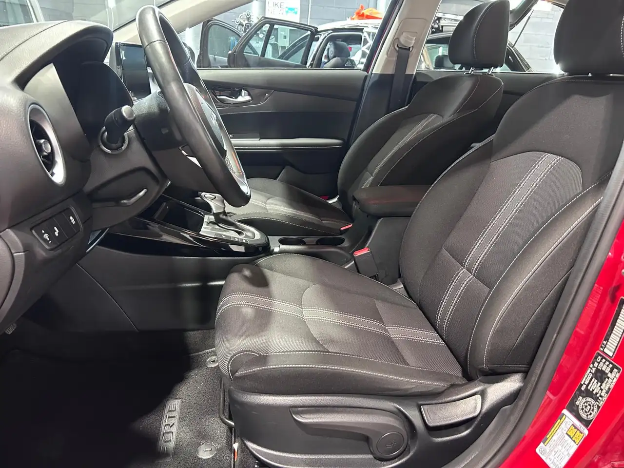 Kia Forte снимка Kia Forte