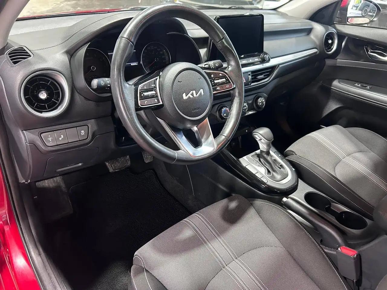 Kia Forte снимка Kia Forte