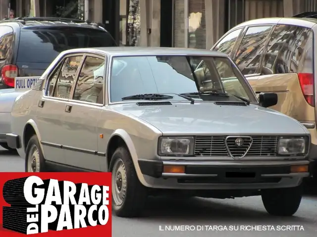 Alfa Romeo Alfetta 2.0 ISCRITTA ASI AUTO CON 6.800KM ORIGINALI