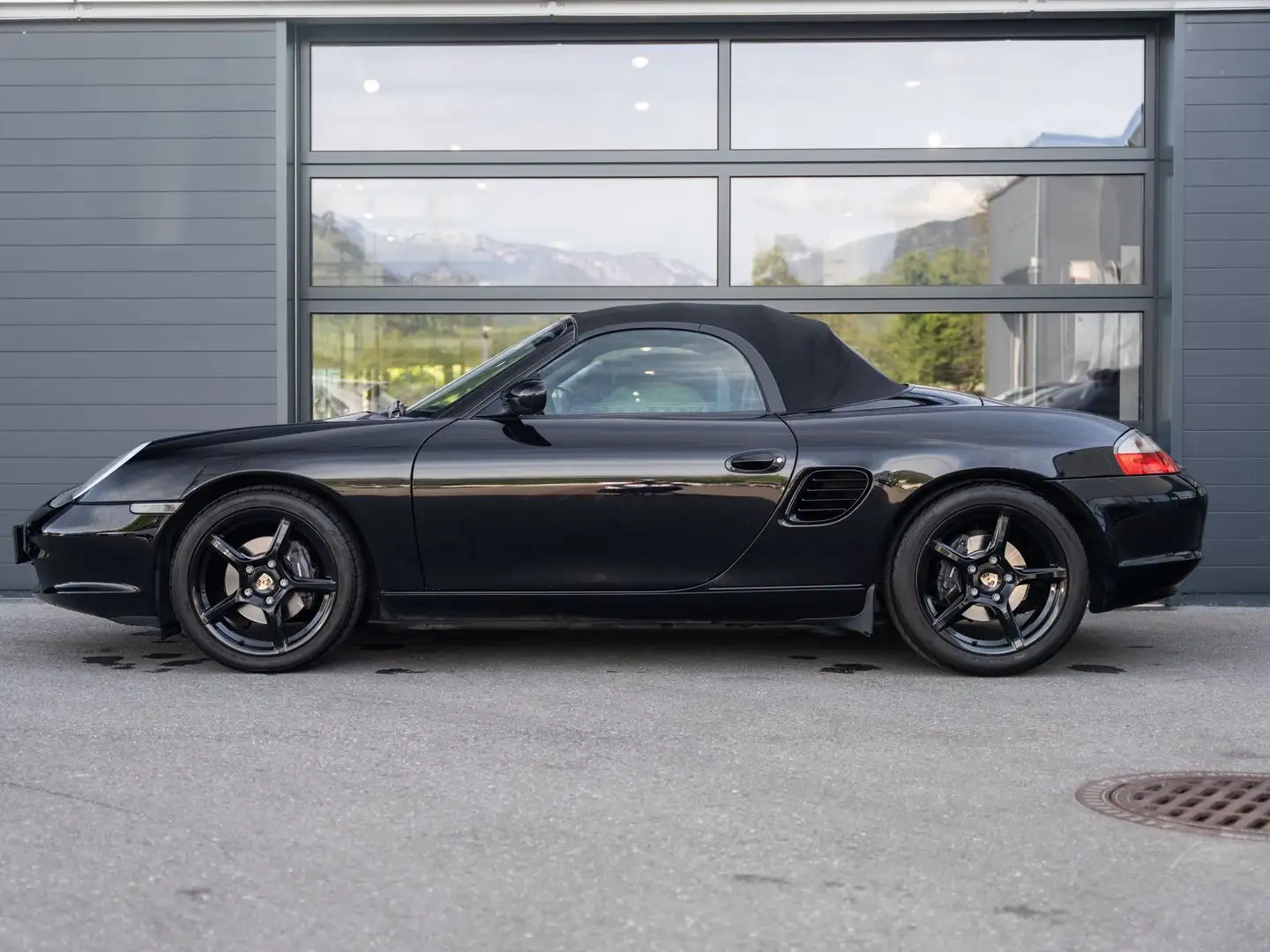 Porsche Boxster (986) Schwarz - 2