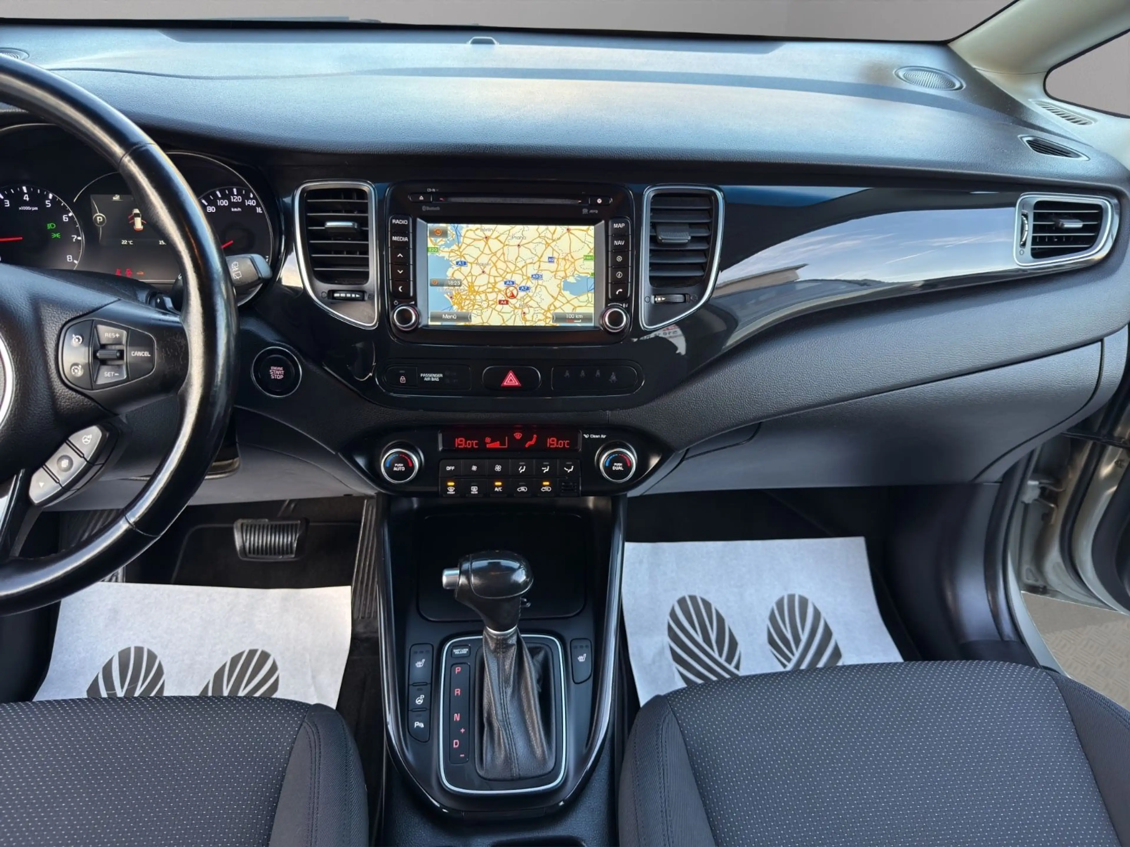 Kia Carens Spirit*AUTOMATIK*NAVI*XEN*RFK*PDC*TÜV NEU — photo 15