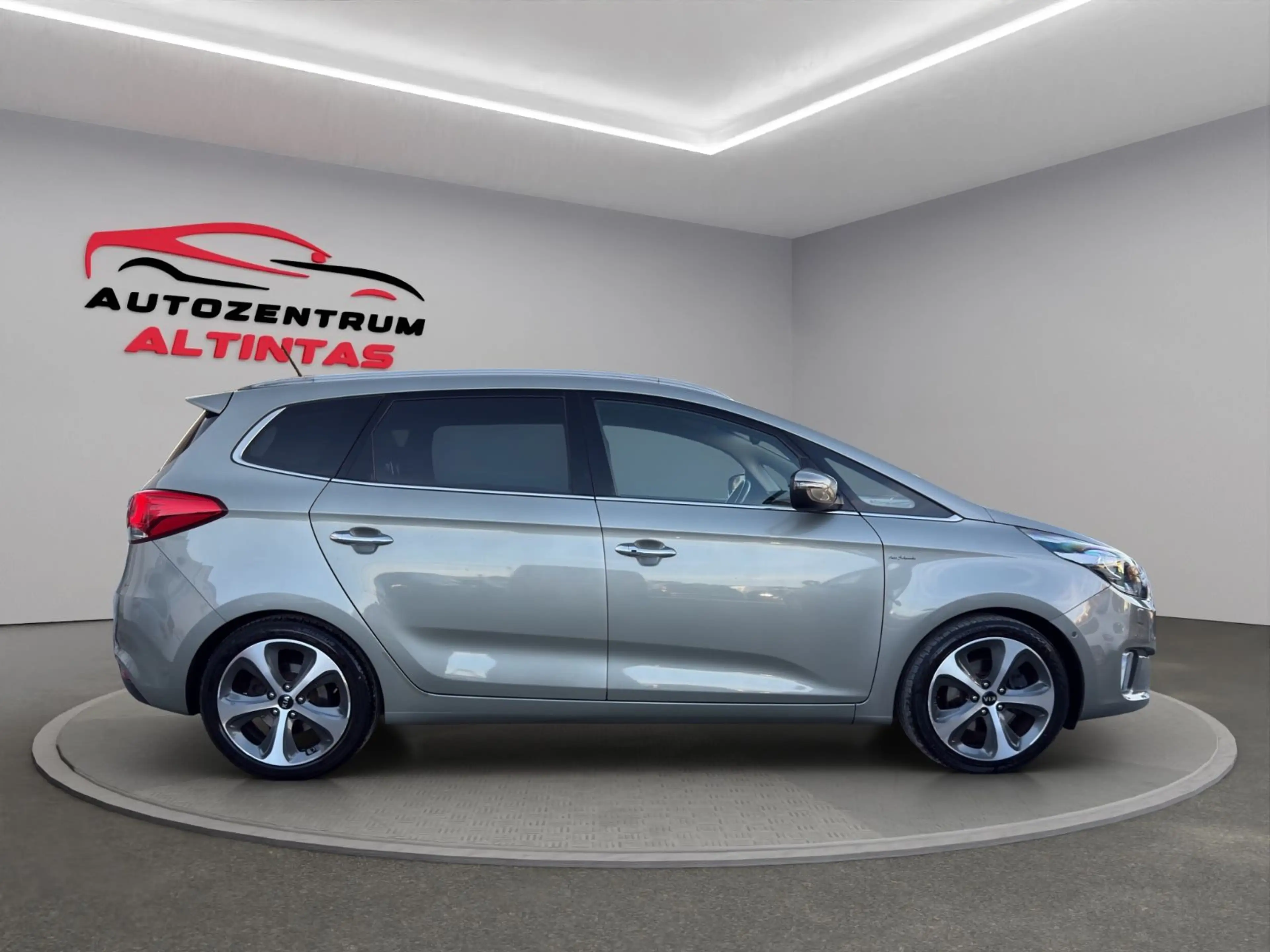 Kia Carens Spirit*AUTOMATIK*NAVI*XEN*RFK*PDC*TÜV NEU — photo 8