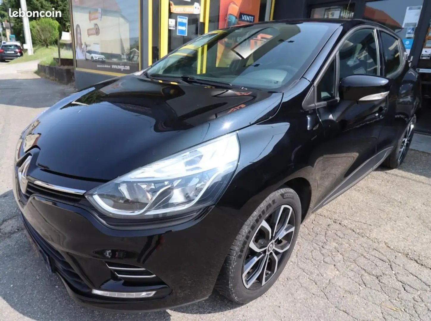 Renault Clio IV PH2 0.9 TCE 90 CH ZEN Noir - 2