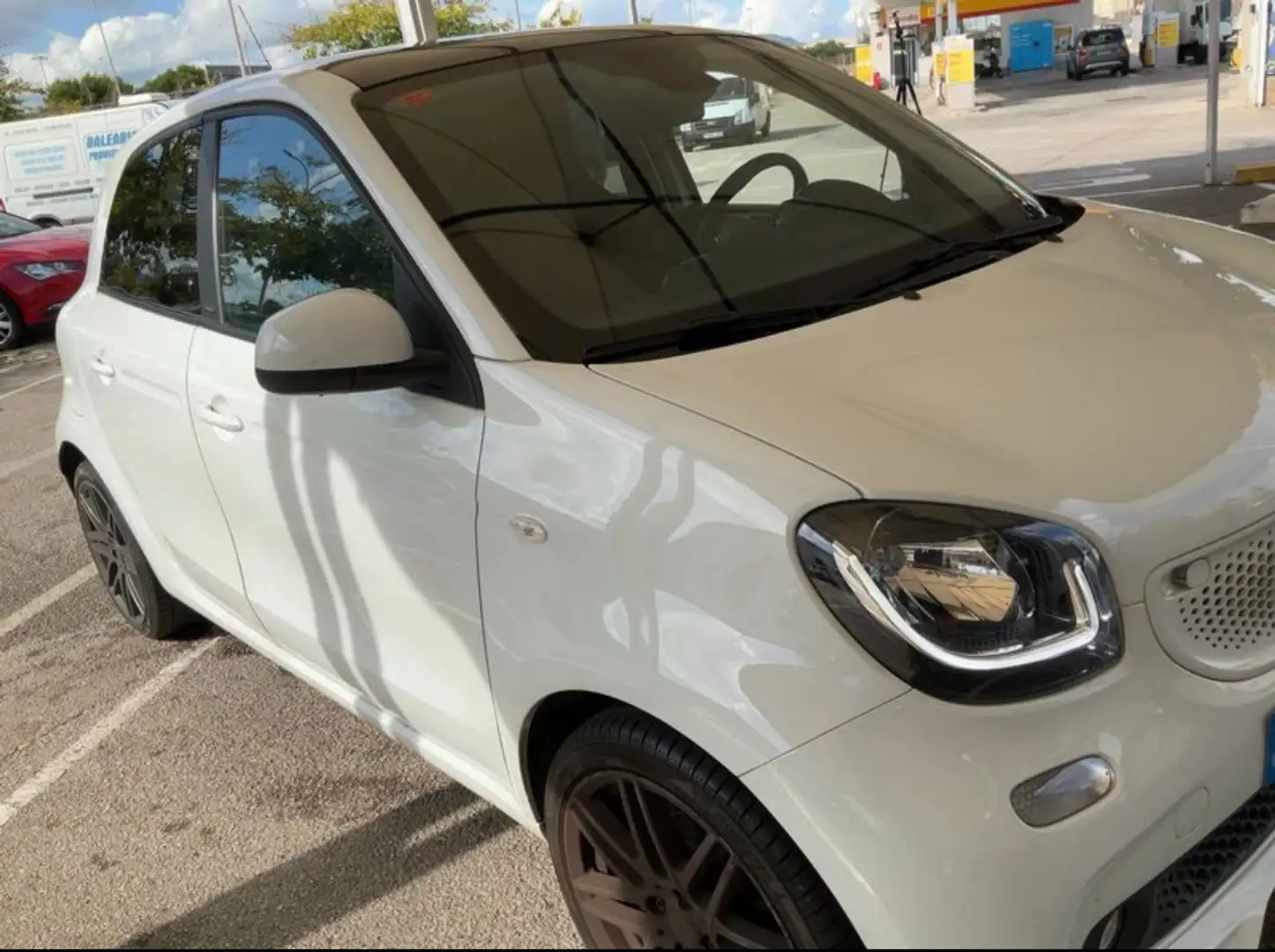 smart forFour Forfour 0.9 t Brabus Style 90cv twinamic Bianco - 2