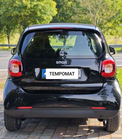 smart forTwo EQ Elektro Schwarz TOP AUSSTATTUNG Garantie