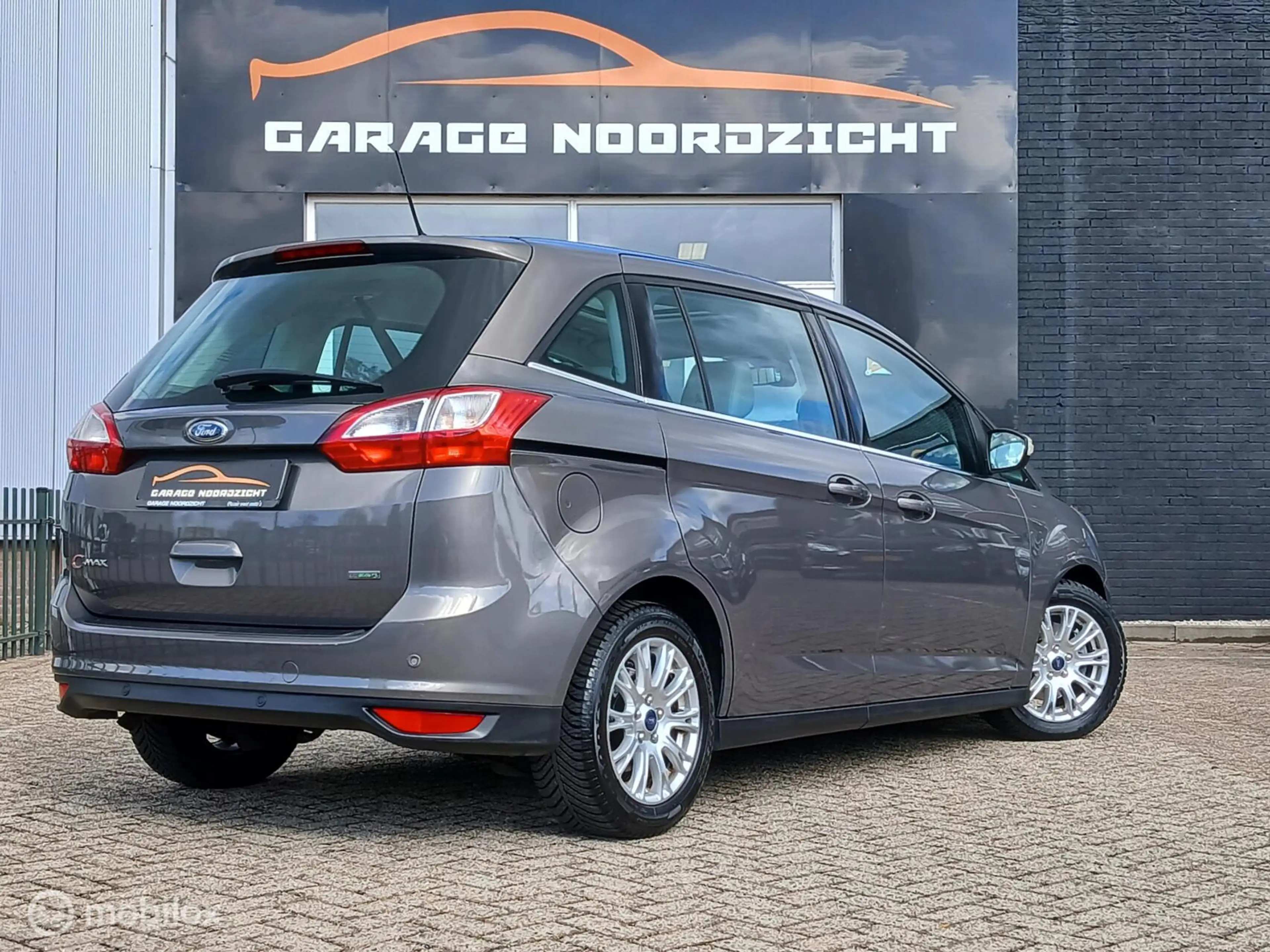 Ford Grand C-Max 1.0 Ecoboost met /Panorama Dak/Stoelverwarming/Bes — photo 6