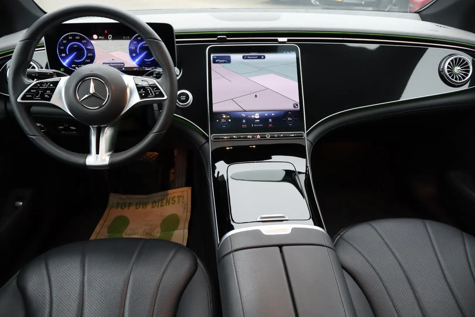 Mercedes-Benz EQE 300 Business Edition 89 kWh Keyless, Virtual Cockpit, Gris - 2