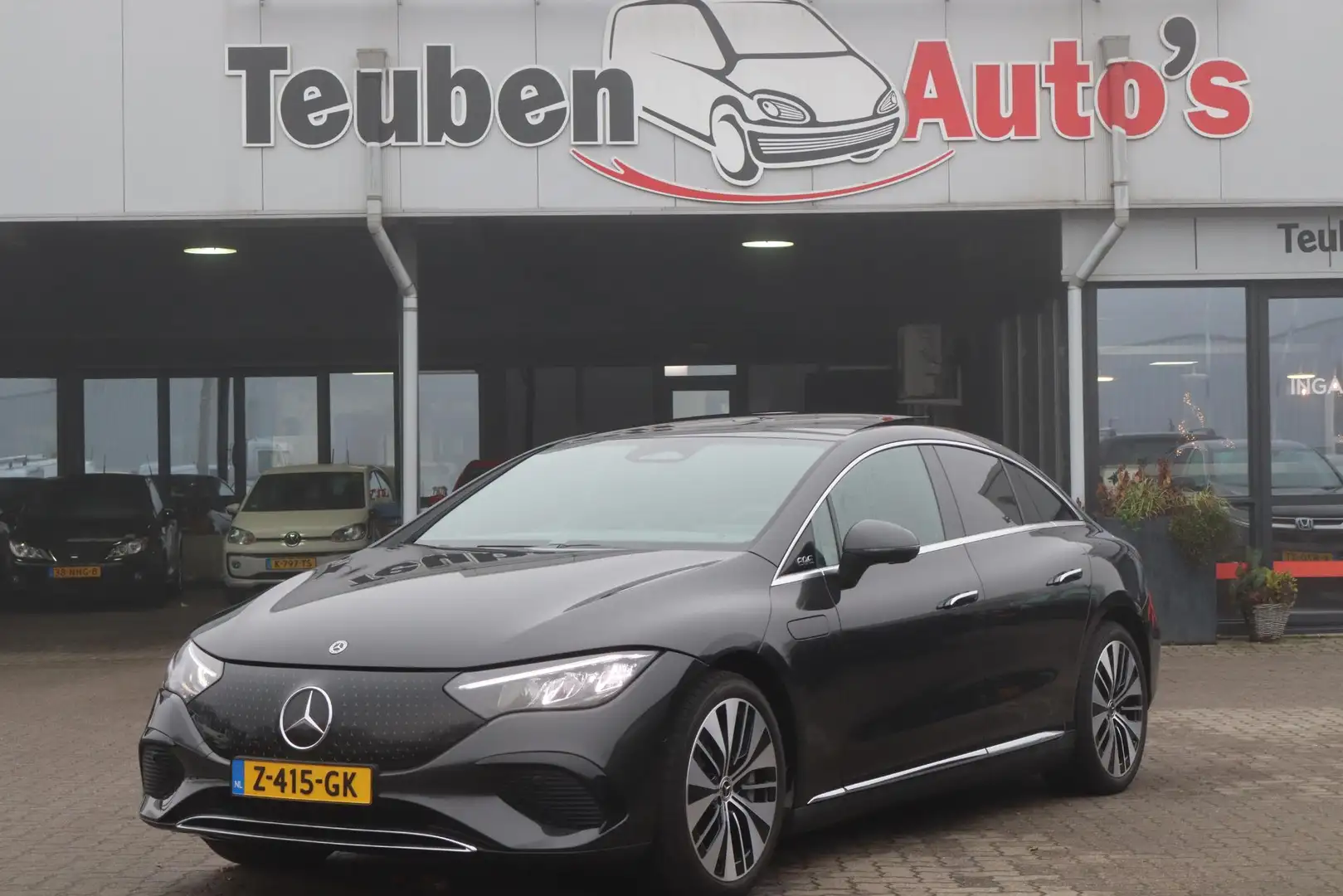 Mercedes-Benz EQE 300 Business Edition 89 kWh Keyless, Virtual Cockpit, Gris - 1