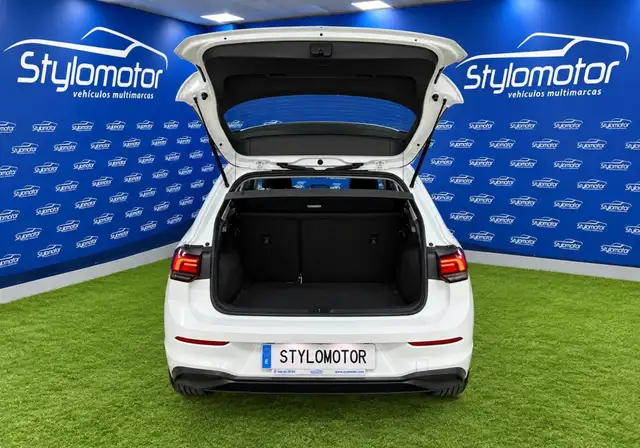 Volkswagen Golf view 25