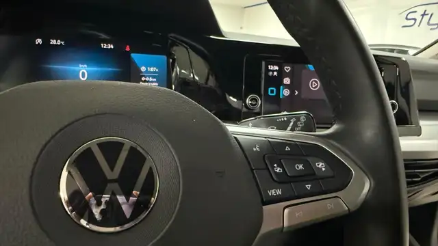 Volkswagen Golf view 10