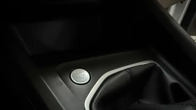 Volkswagen Golf view 16