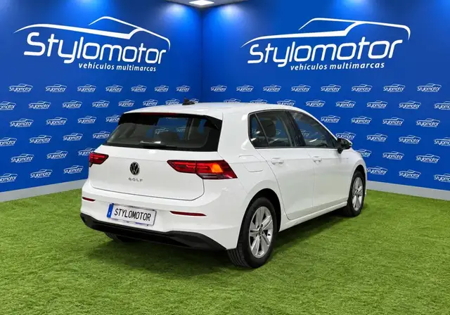 Volkswagen Golf view 19