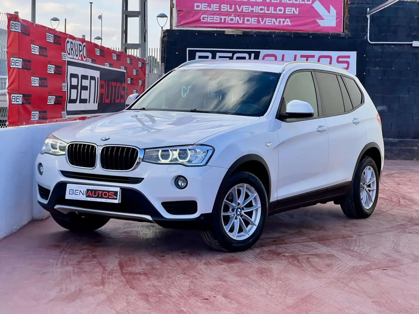 BMW X3 xDrive 20dA Blanc - 1