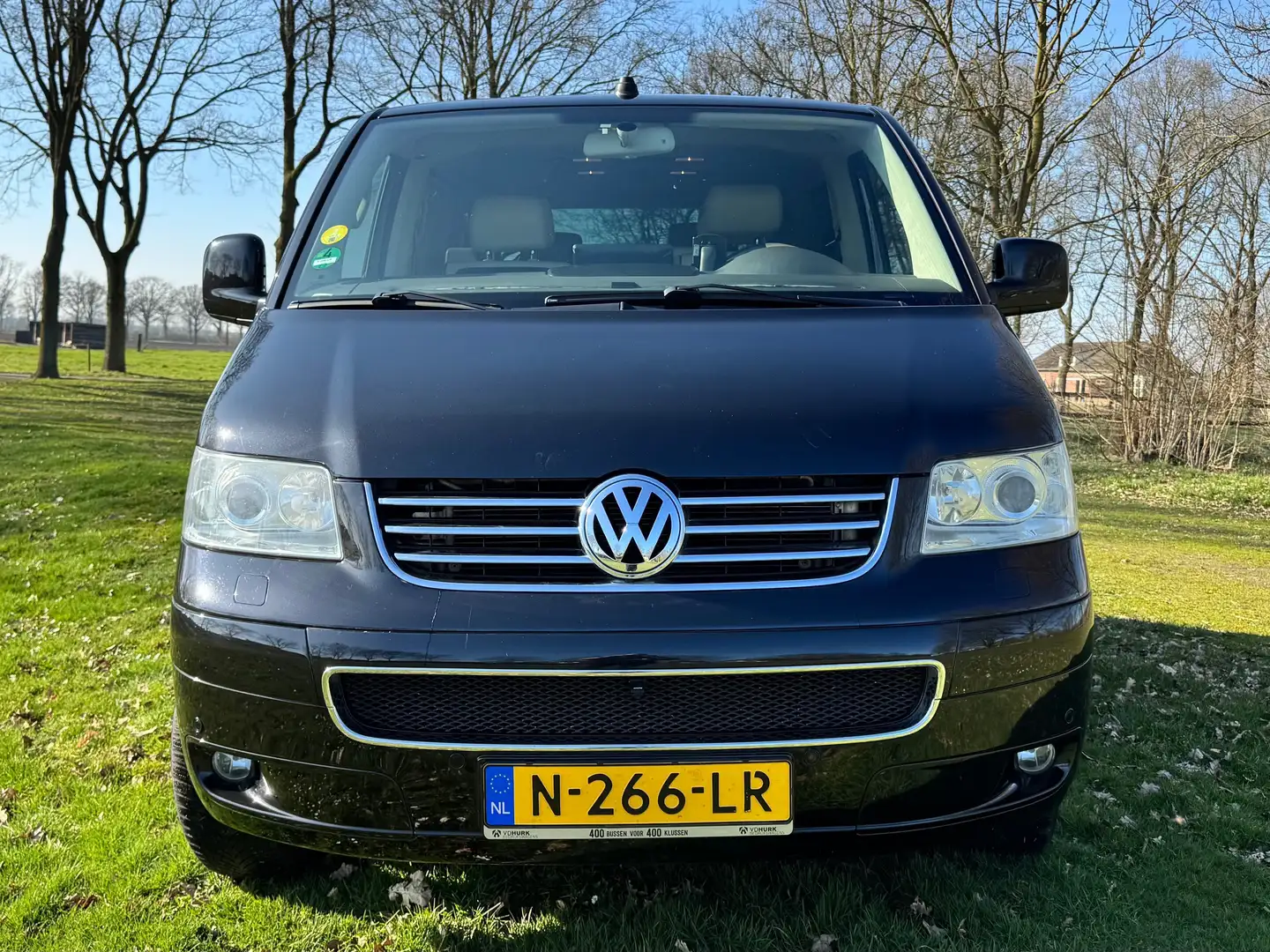 Volkswagen T5 Multivan Business 3.2 V6 Highline Negro - 2