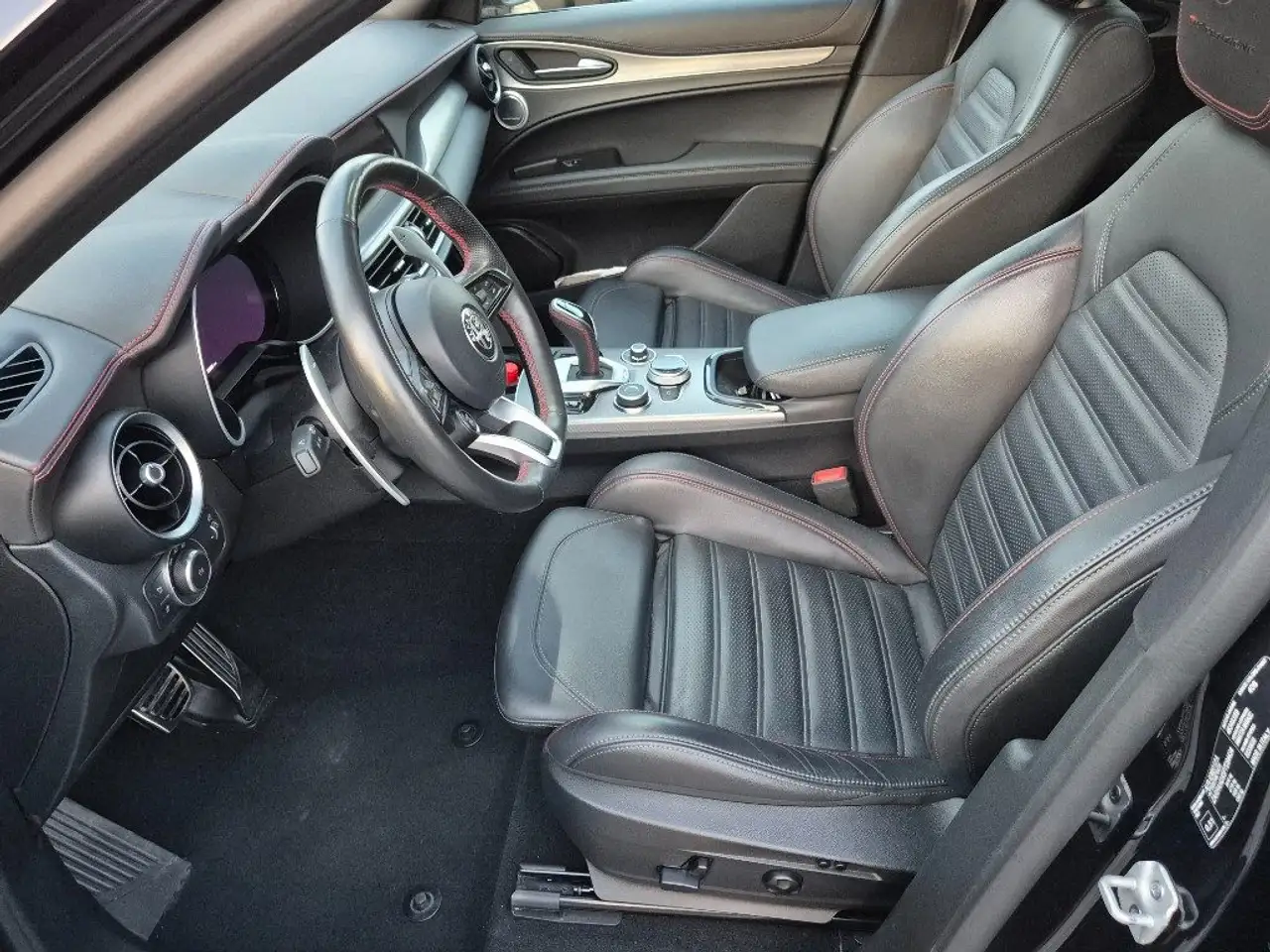 Alfa Romeo Stelvio 2.2 Turbodiesel 210 CV AT8 Q4 COMPETIZIONE – foto 7