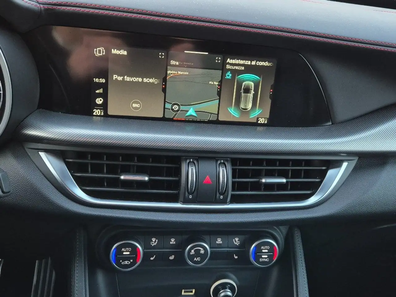 Alfa Romeo Stelvio 2.2 Turbodiesel 210 CV AT8 Q4 COMPETIZIONE – foto 11