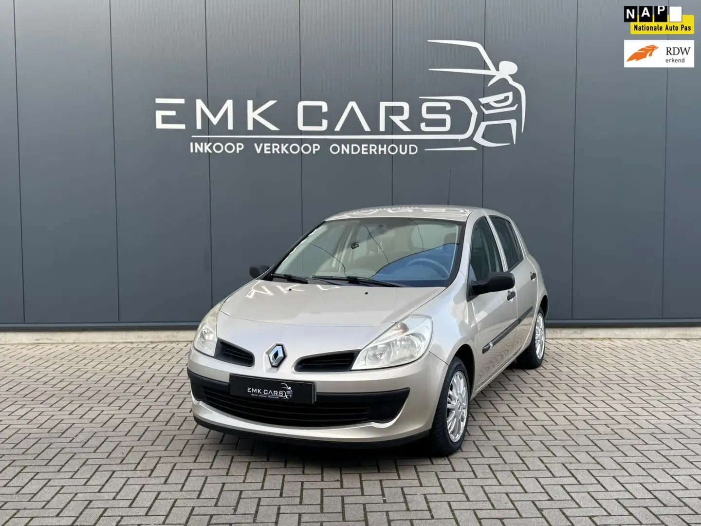 Renault Clio 1.2-16V Dynamique Comfort Beige - 1