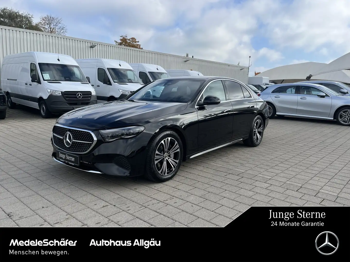Mercedes-Benz E 450 E 450 4M Avantgarde Pano LEDER Sitzklima 360° Tel Schwarz - 1