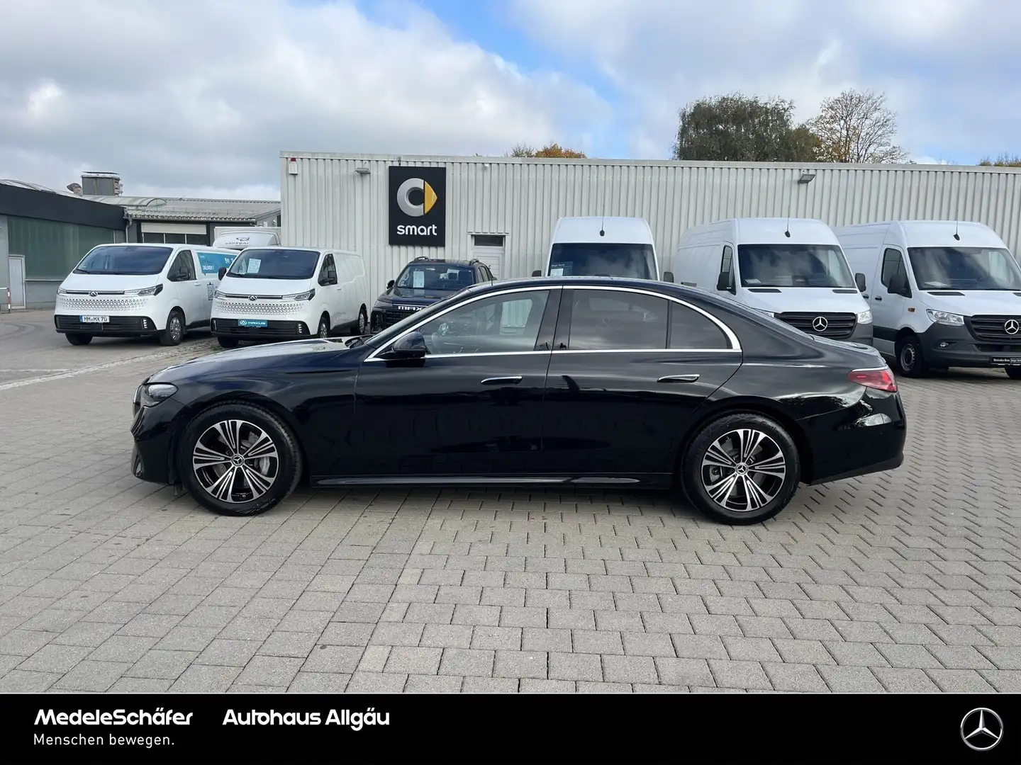Mercedes-Benz E 450 E 450 4M Avantgarde Pano LEDER Sitzklima 360° Tel Schwarz - 2