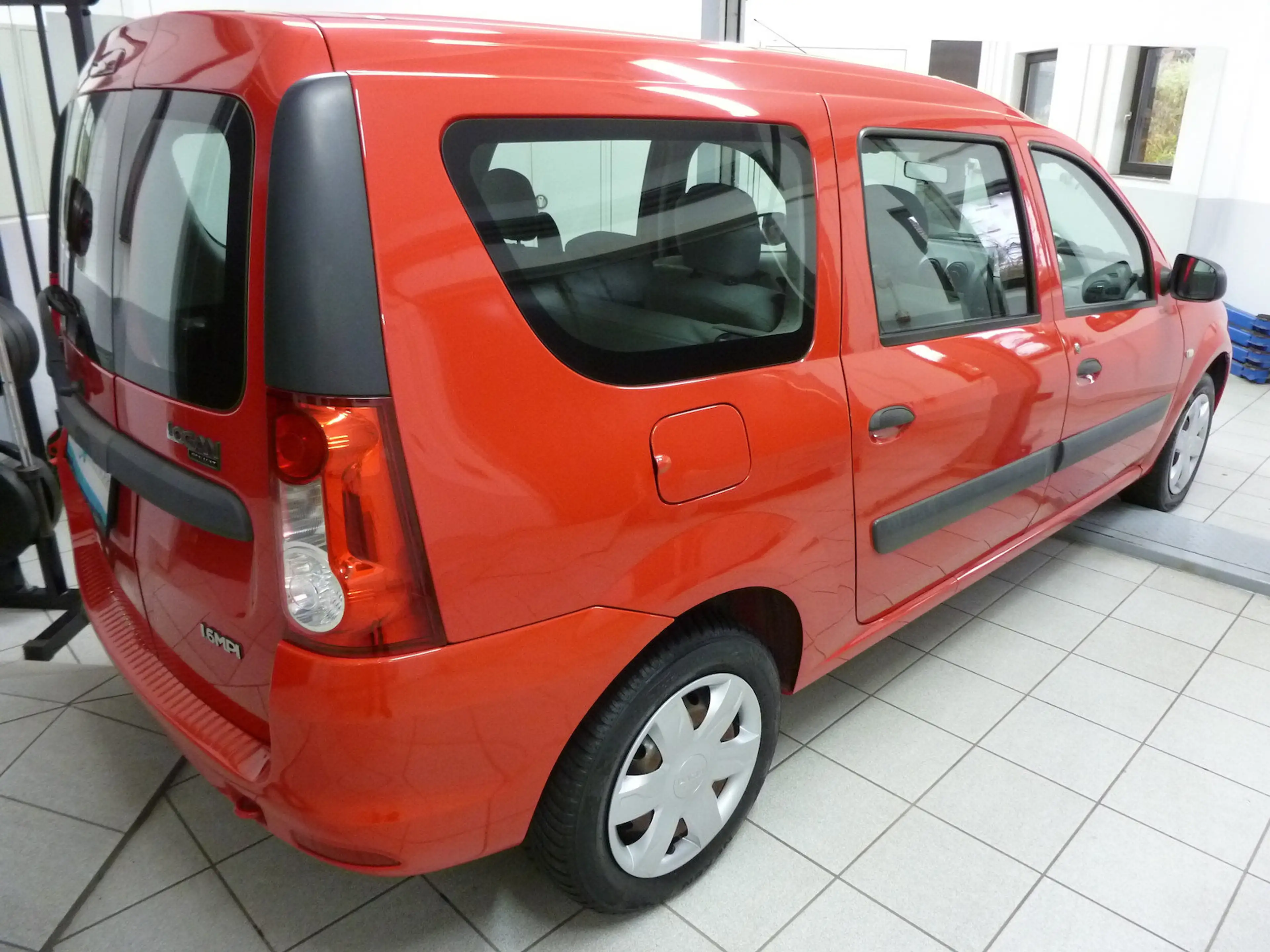 Dacia Logan Laureate1.Hand Scheckheft 24 Mo.Garantie — photo 9