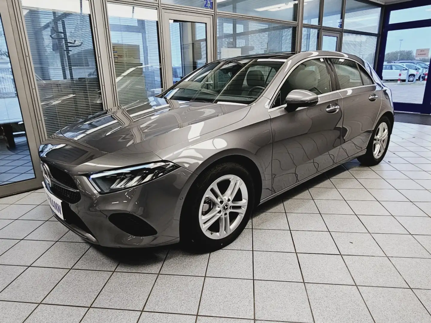 Mercedes-Benz A 220 Progressive Navi,SD,Standhzg.,Parkas,Kam. Gris - 2